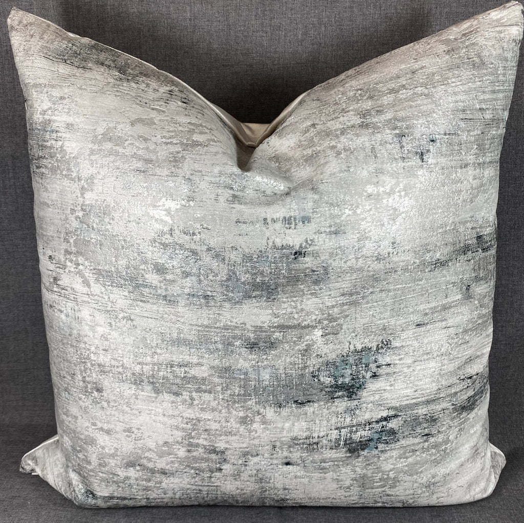 Luxury Pillow – 24" × 24" – Serston Silver