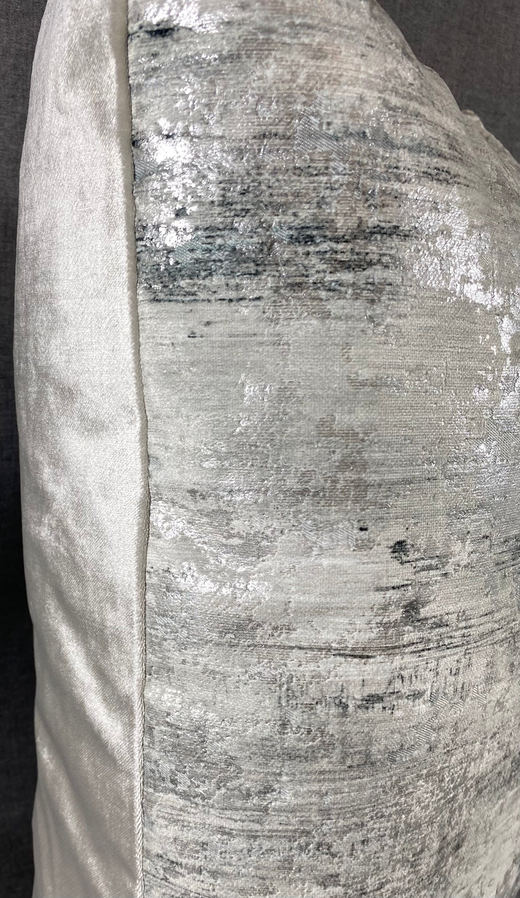 Luxury Pillow – 24" × 24" – Serston Silver