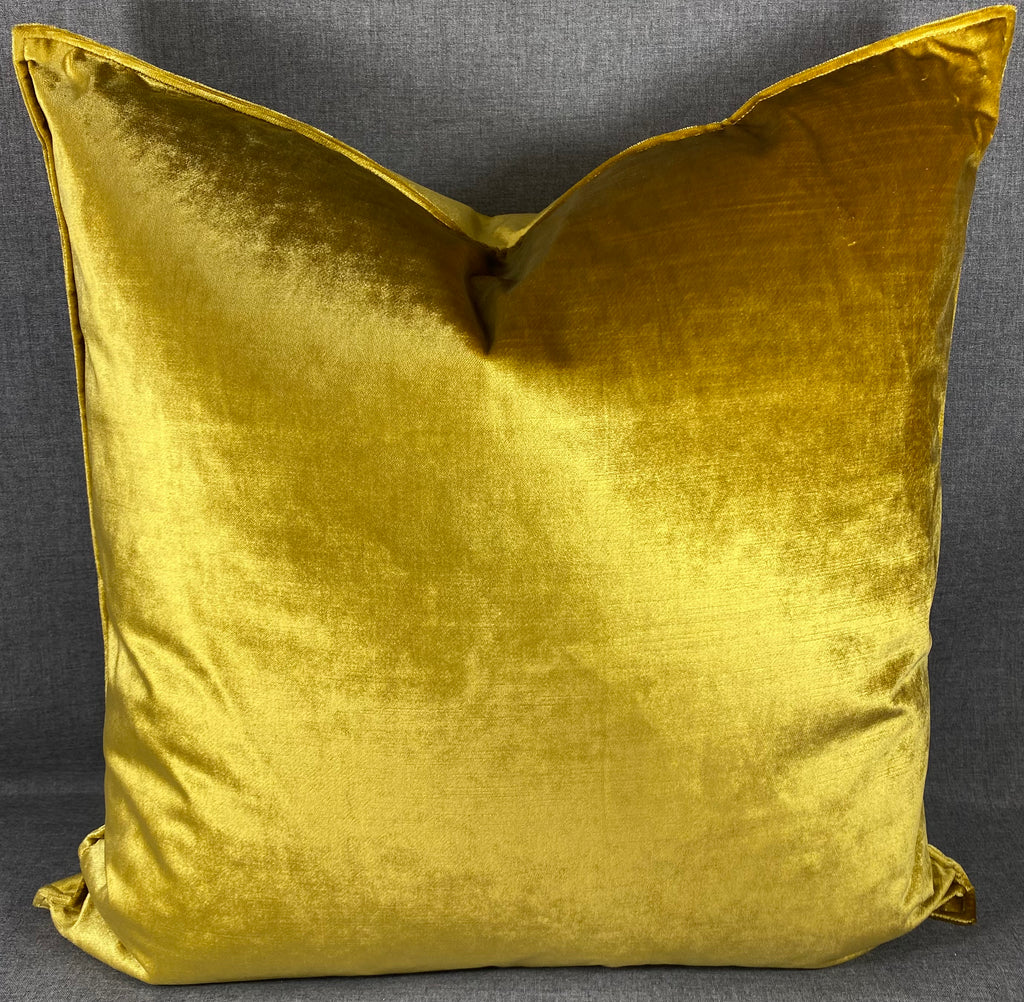 Luxury Pillow – 24" × 24" – Iridescence Double Front Citron