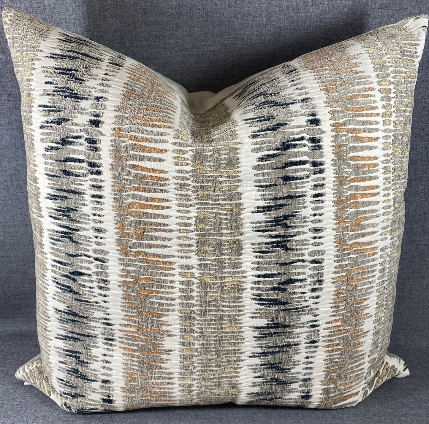 Luxury Pillow - 24" x 24" - Zorro Mushroom