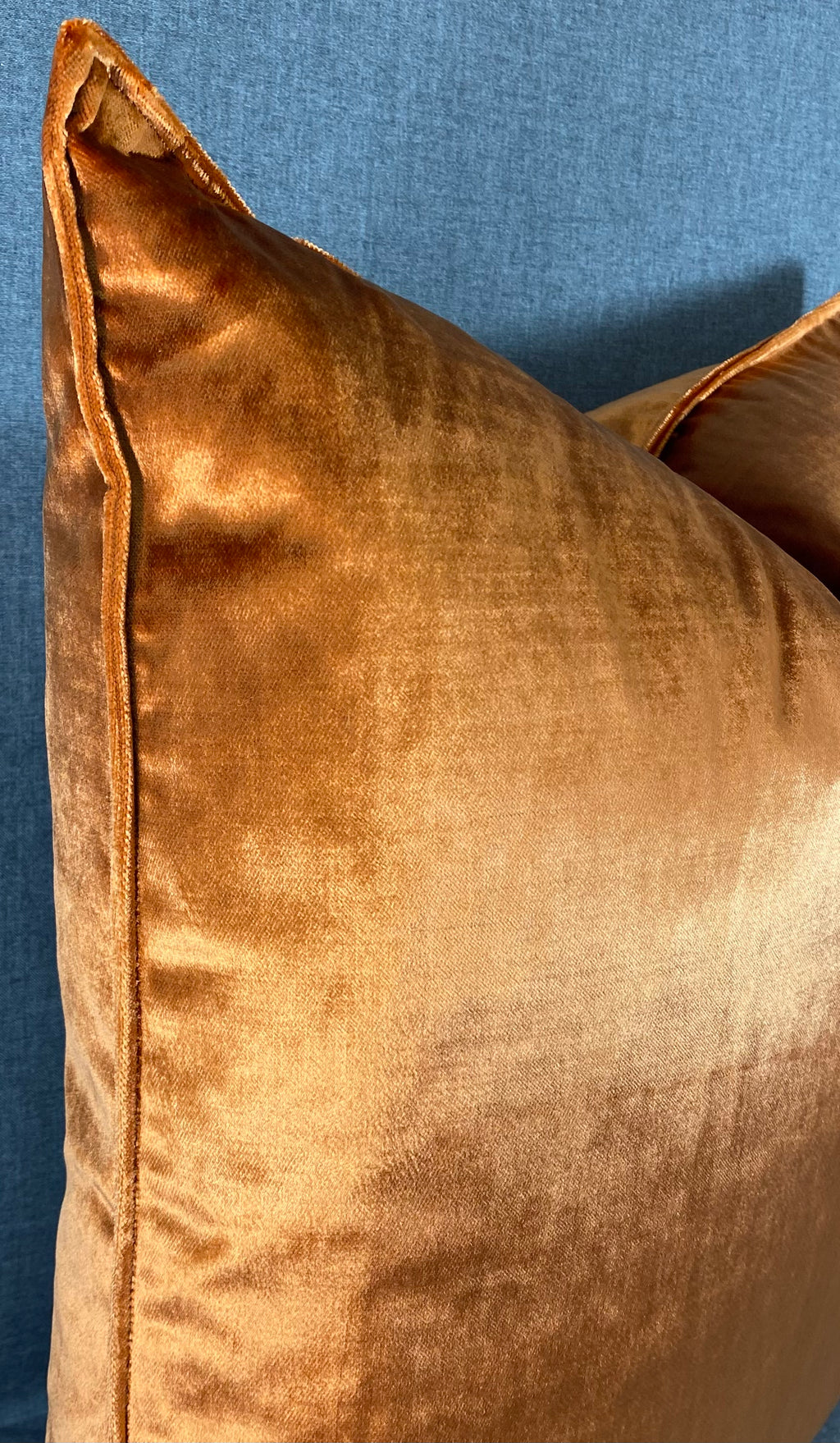 Luxury Pillow – 24" × 24" – Iridescence Double Front Orange