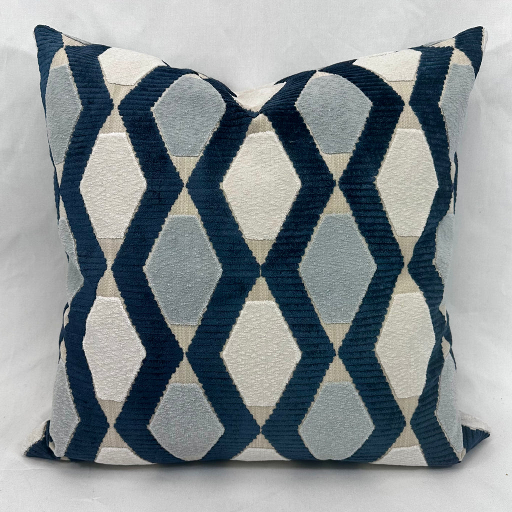 Luxury Pillow – 24" × 24" – Oblique Azul