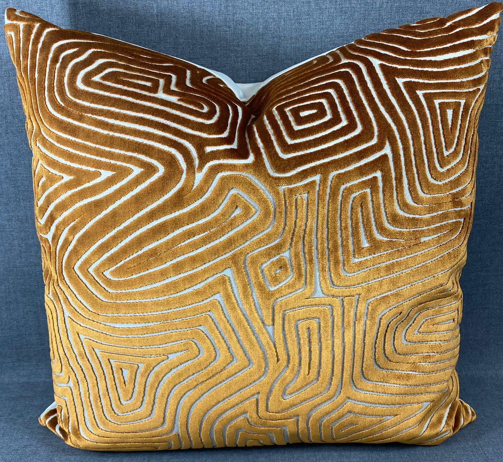 Luxury Pillow – 24" × 24" – Vertigo Rust