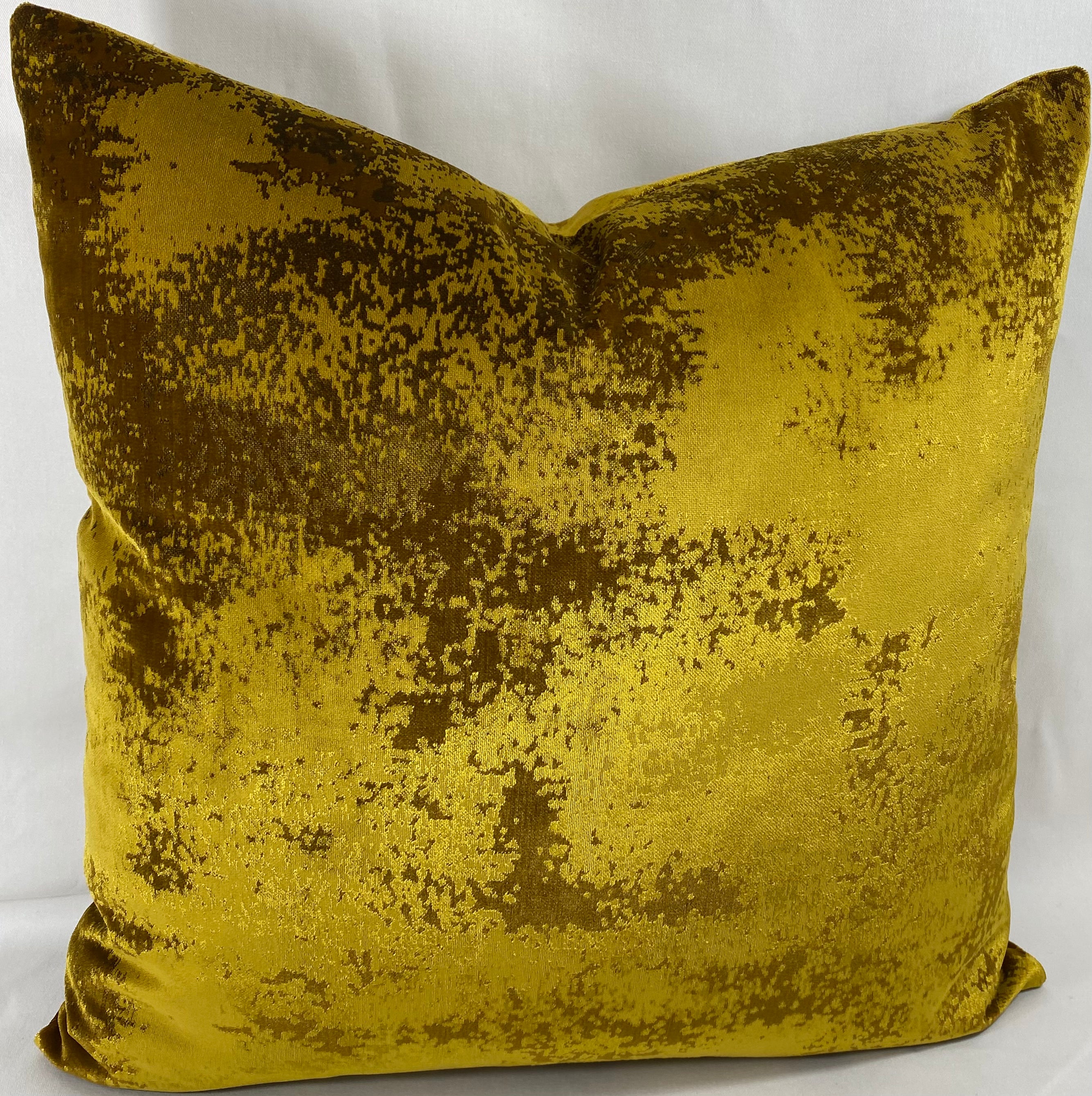 Luxury Pillow - 24" x 24"- Grated Ochre