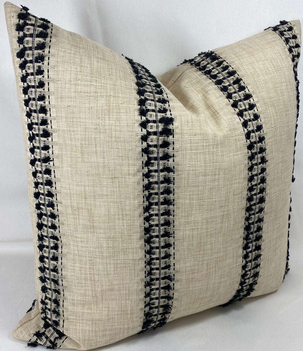 Luxury Pillow – 24" × 24" – Espira Ebony