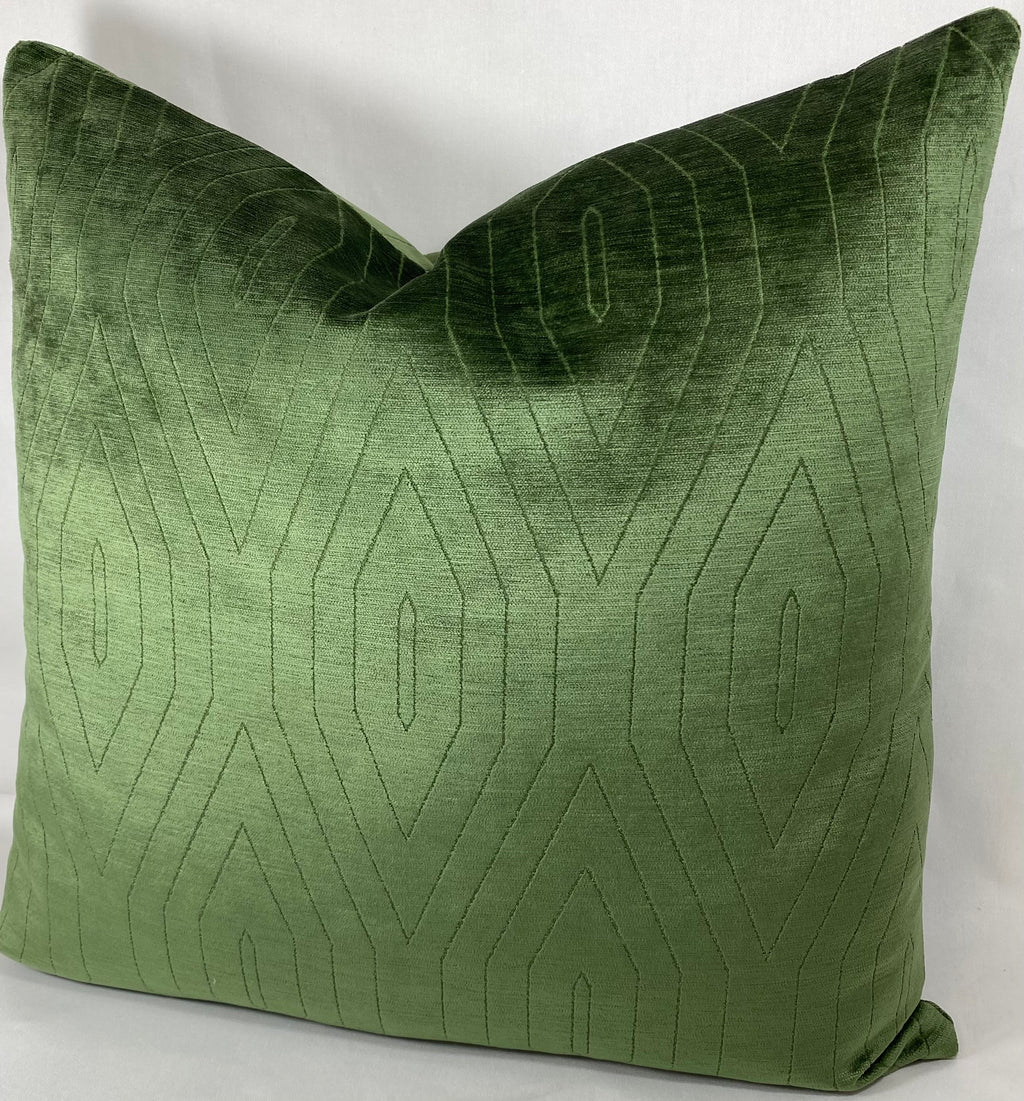 Luxury Pillow – 24" × 24" – Lisse Pine