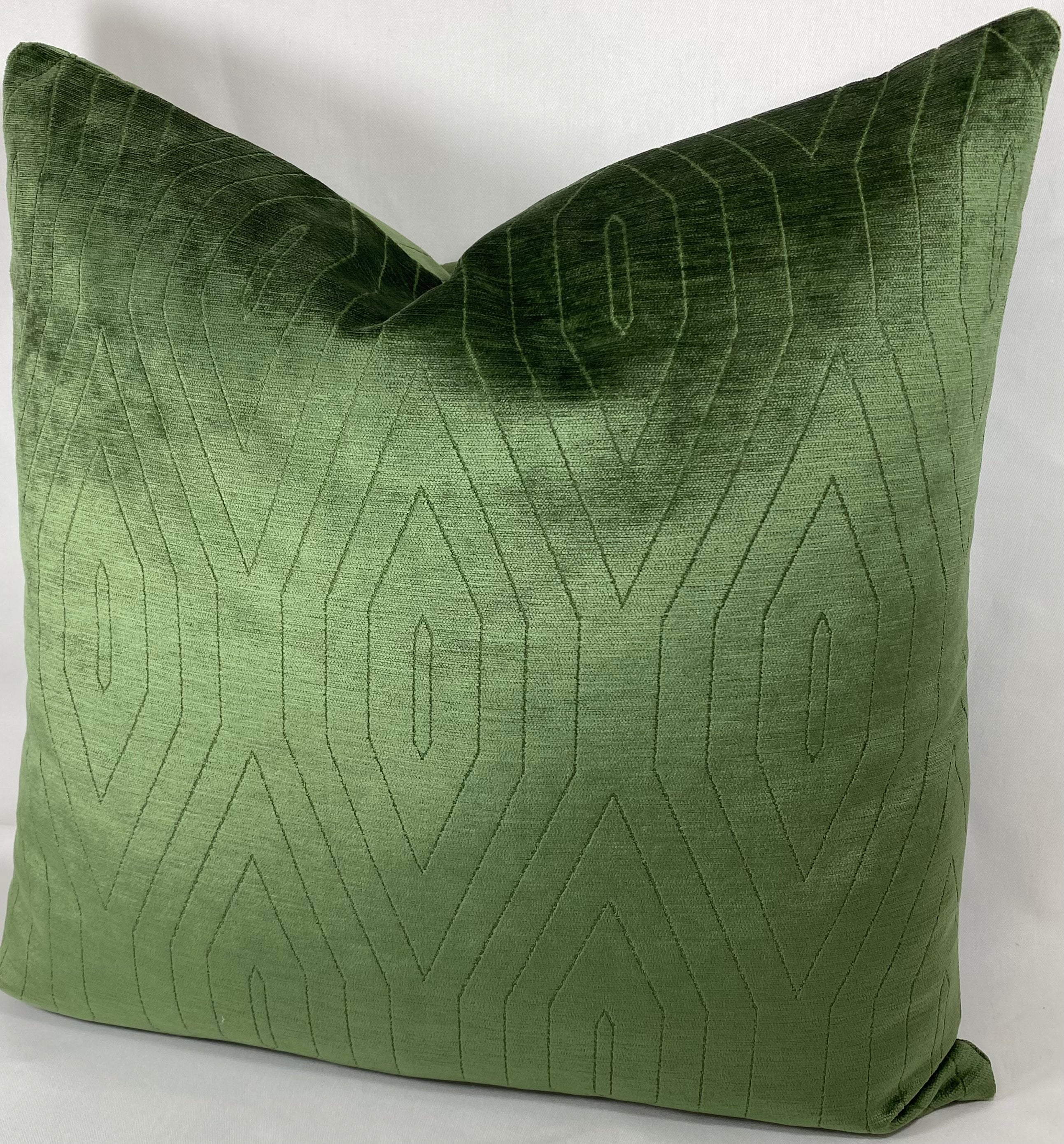 Luxury Pillow – 24" × 24" – Lisse Pine