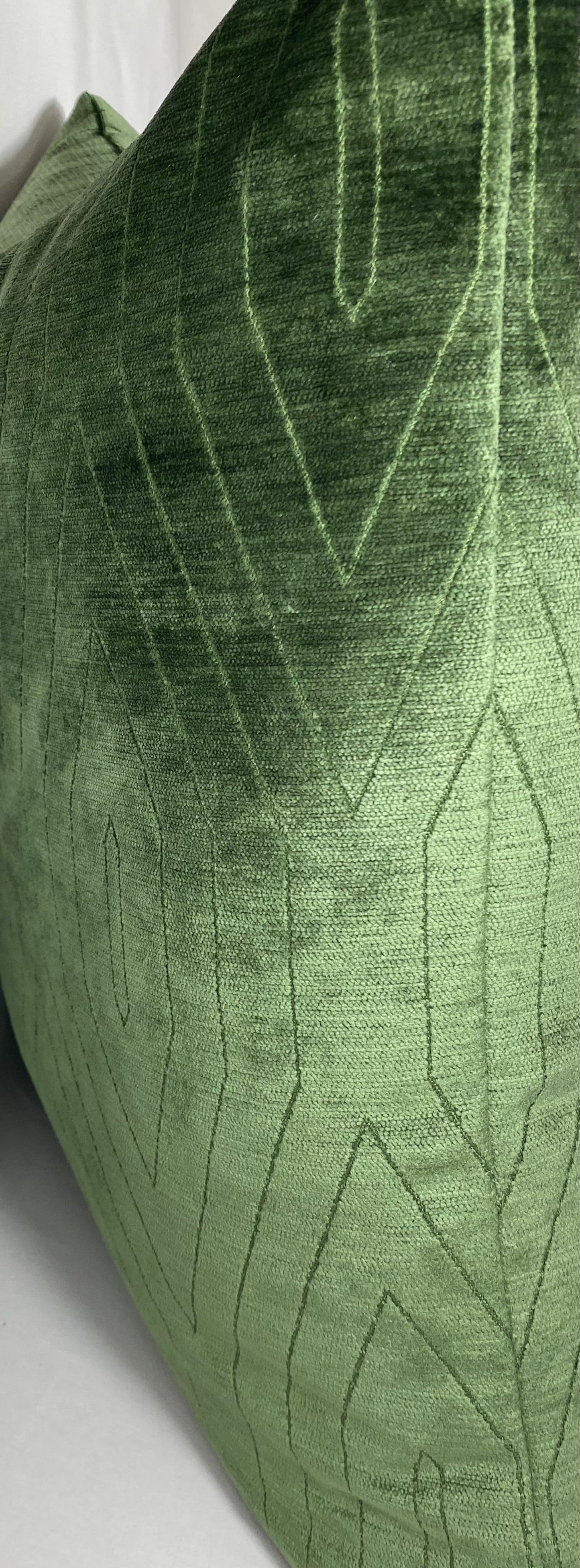 Luxury Pillow - 24" x 24" - Lisse Pine