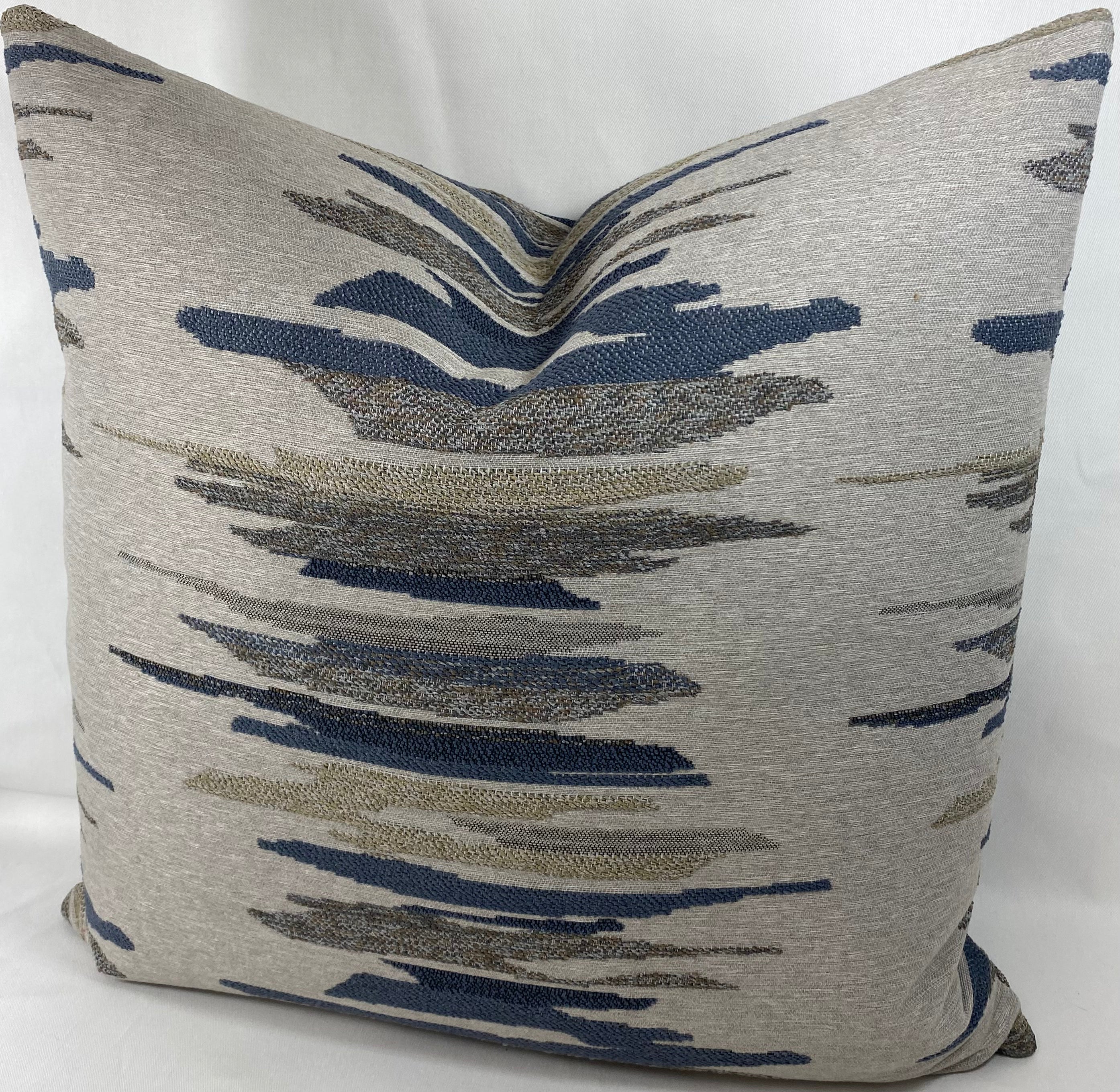 Luxury Pillow – 24" × 24" – Chadford Blue