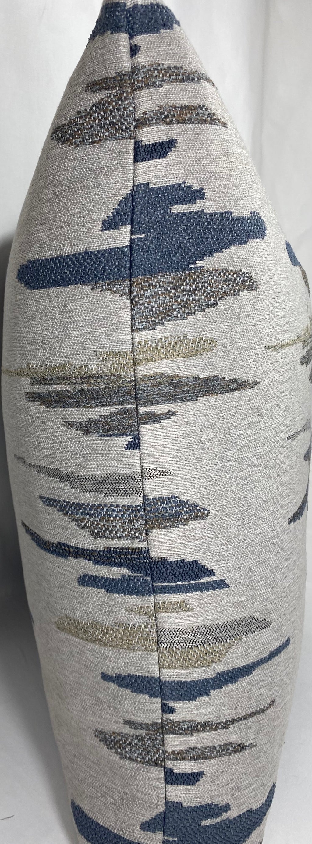 Luxury Pillow – 24" × 24" – Chadford Blue