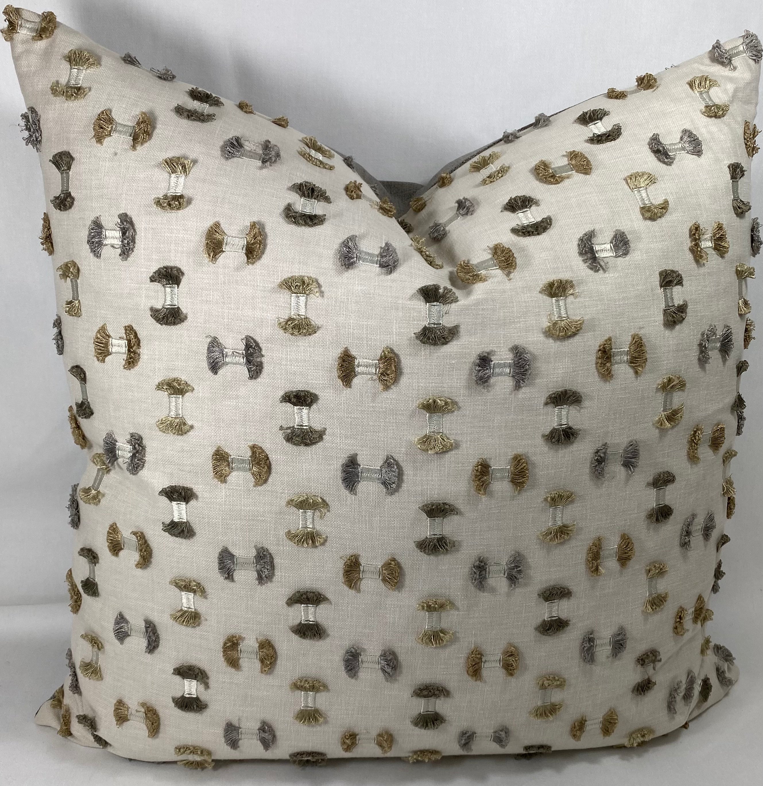 Luxury Pillow – 24" × 24" – Frayed Travertine