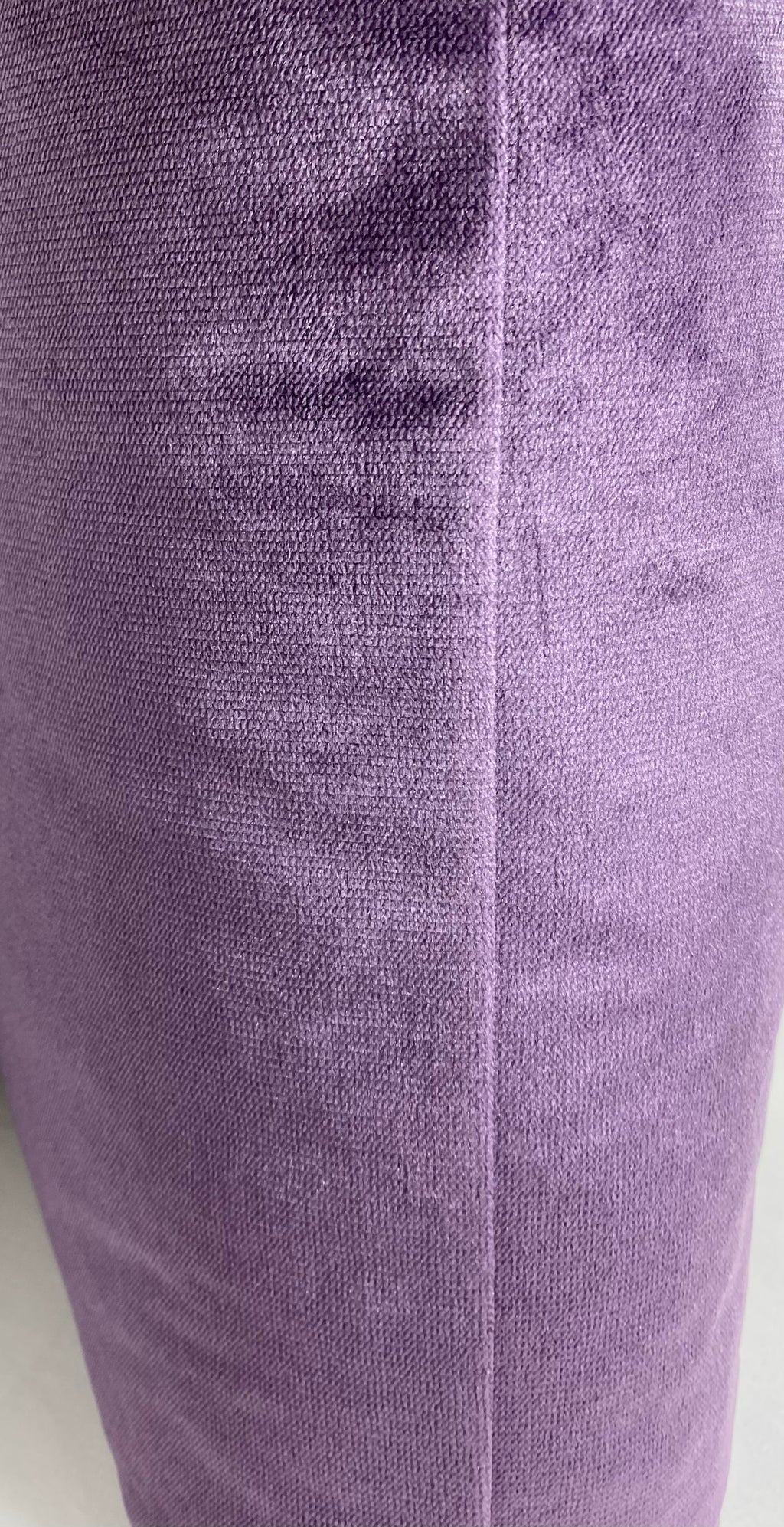 Luxury Pillow - 24” x 24” - Belvedere Amethyst