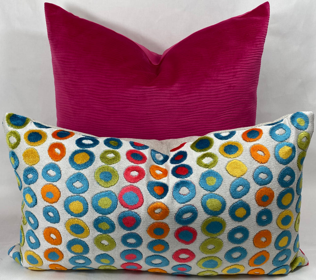 Luxury Pillow - 24” x 24” - Stream Fuchsia