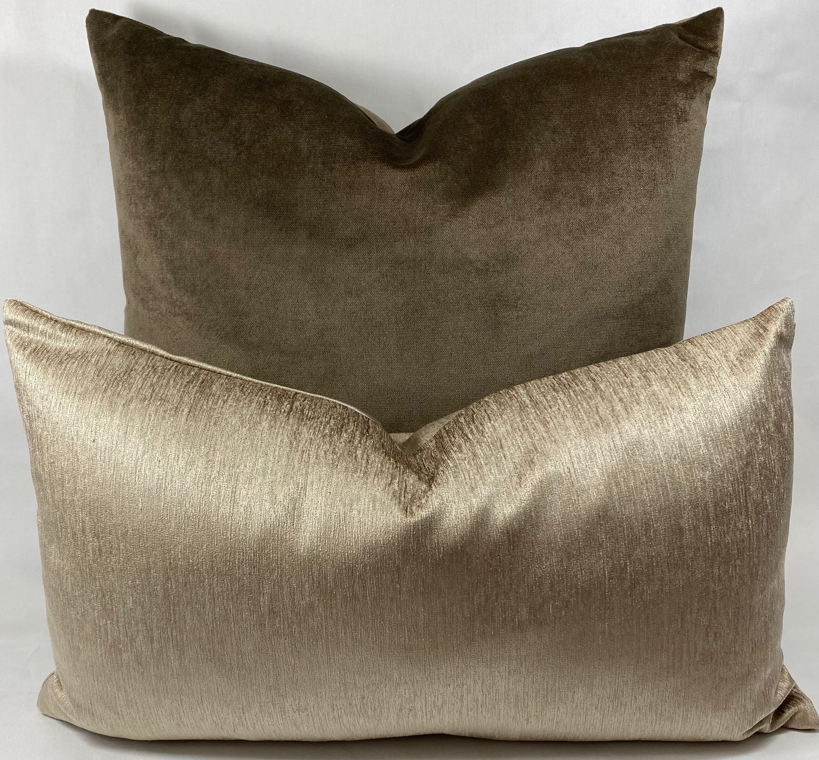 Luxury Pillow - 24” x 24”- Belvedere Otter