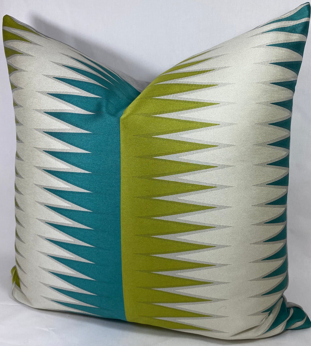 Luxury Pillow - 24" x 24" - Vamanos Carribbean