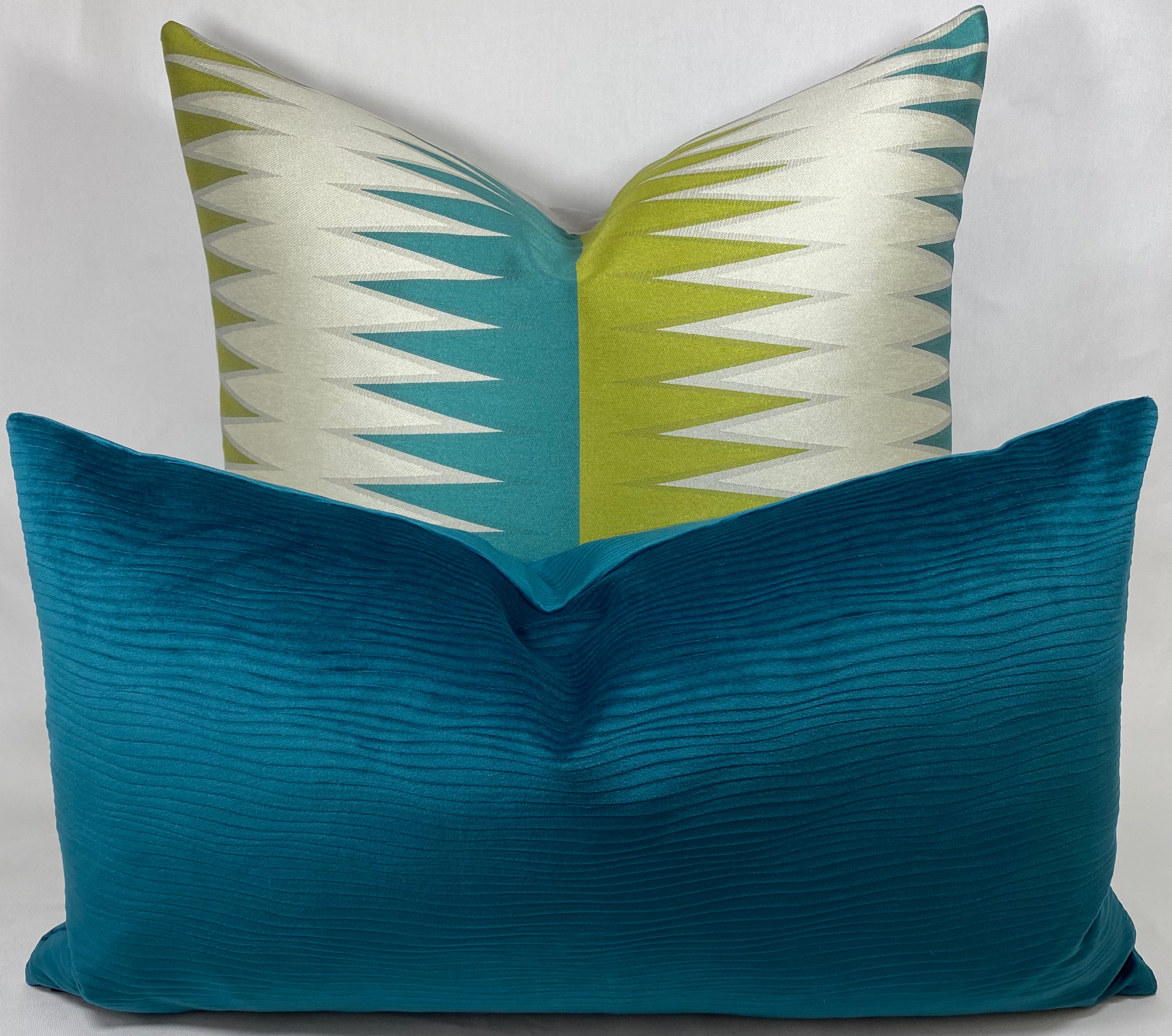 Luxury Pillow - 24" x 24" - Vamanos Carribbean