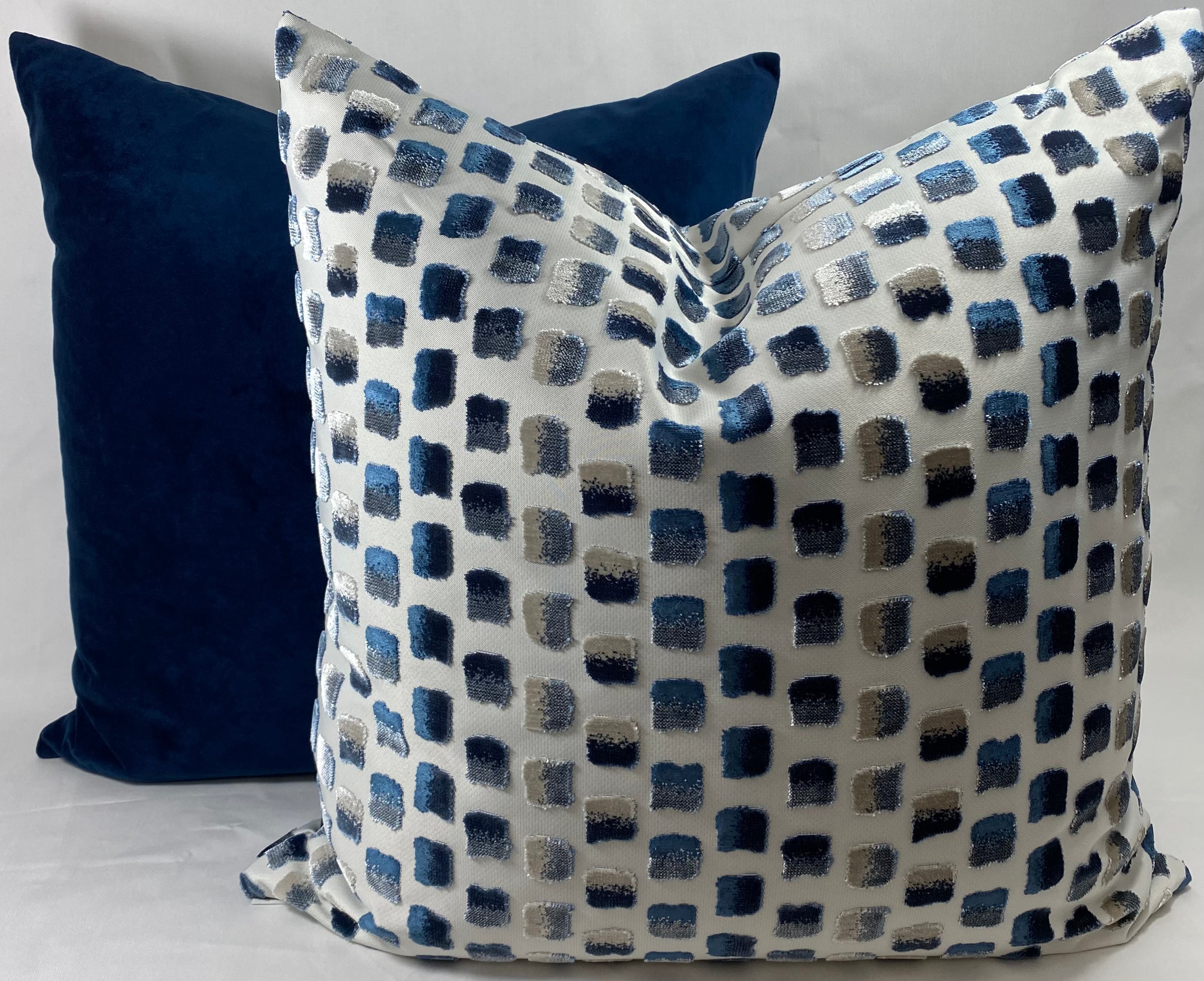 Luxury Pillow - 24" x 24" - Impasto Pacific