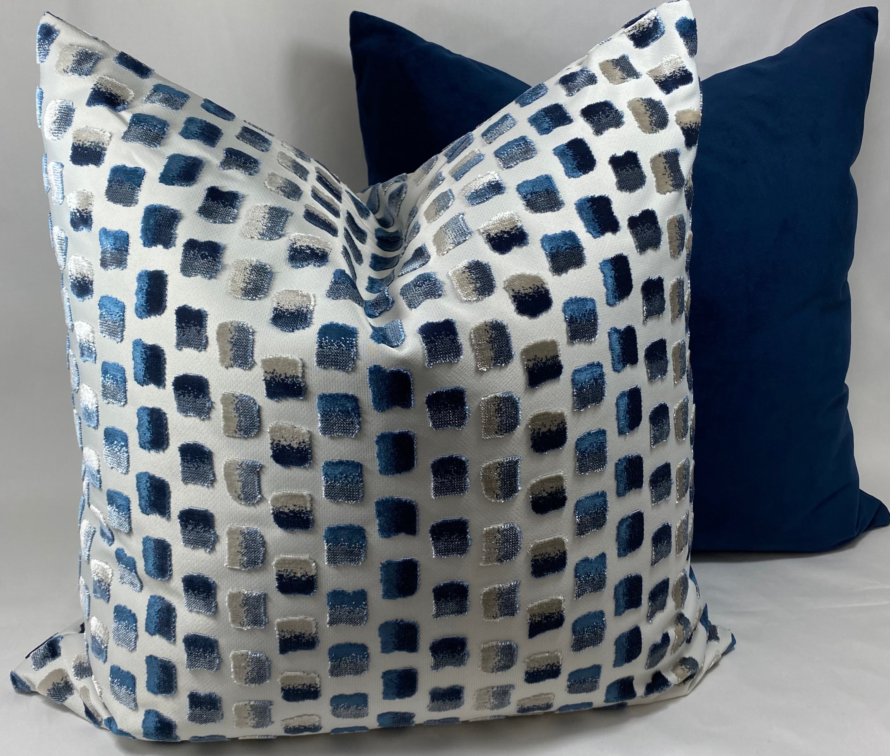 Luxury Pillow - 24" x 24" - Impasto Pacific