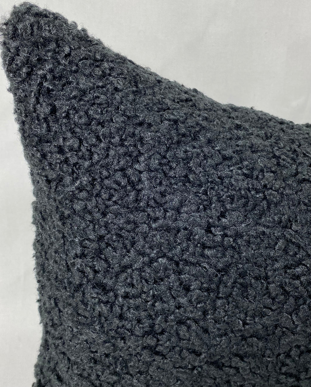 Luxury Pillow - 24" x 24"- Poodle Jet