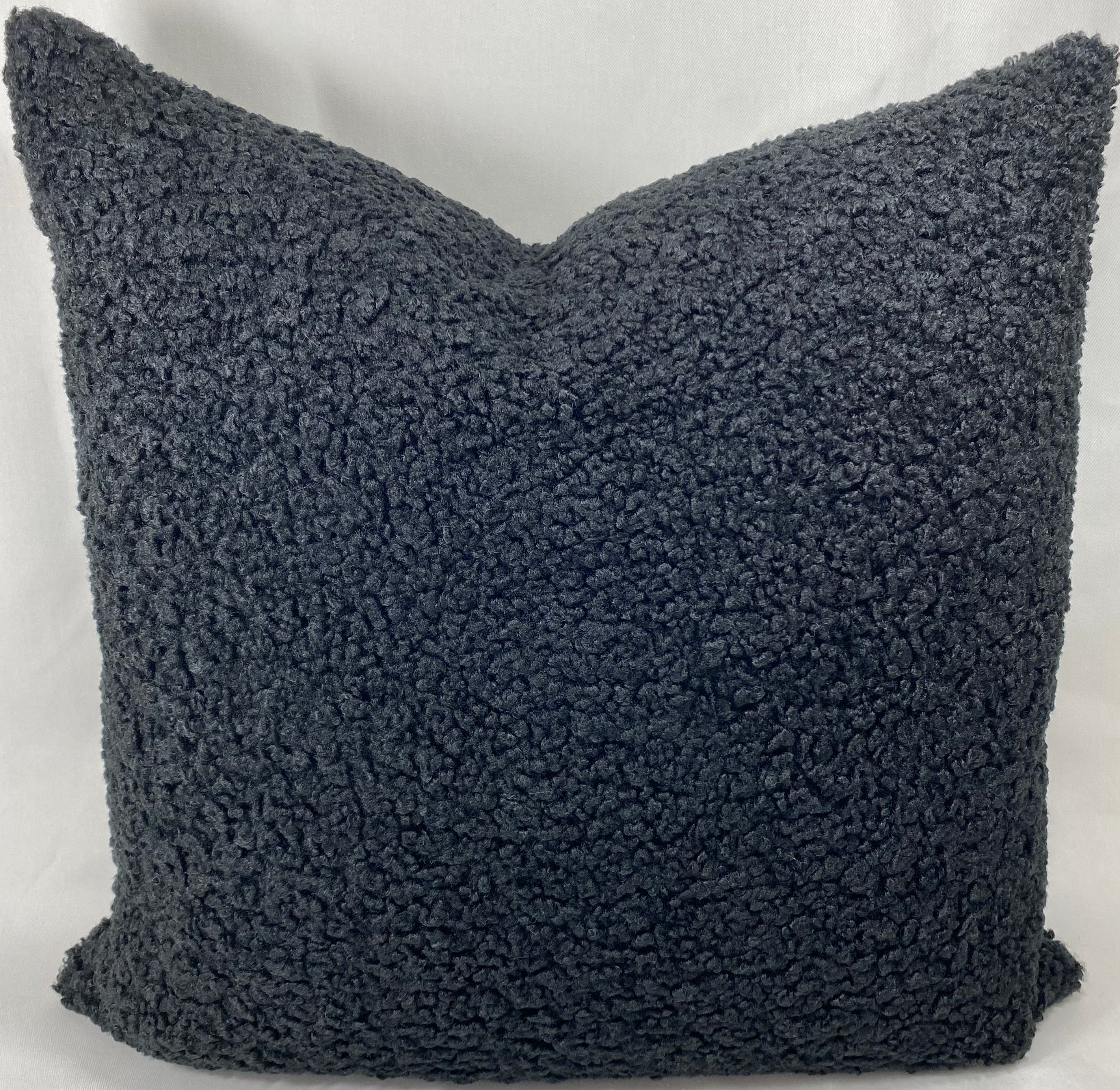 Luxury Pillow - 24" x 24"- Poodle Jet