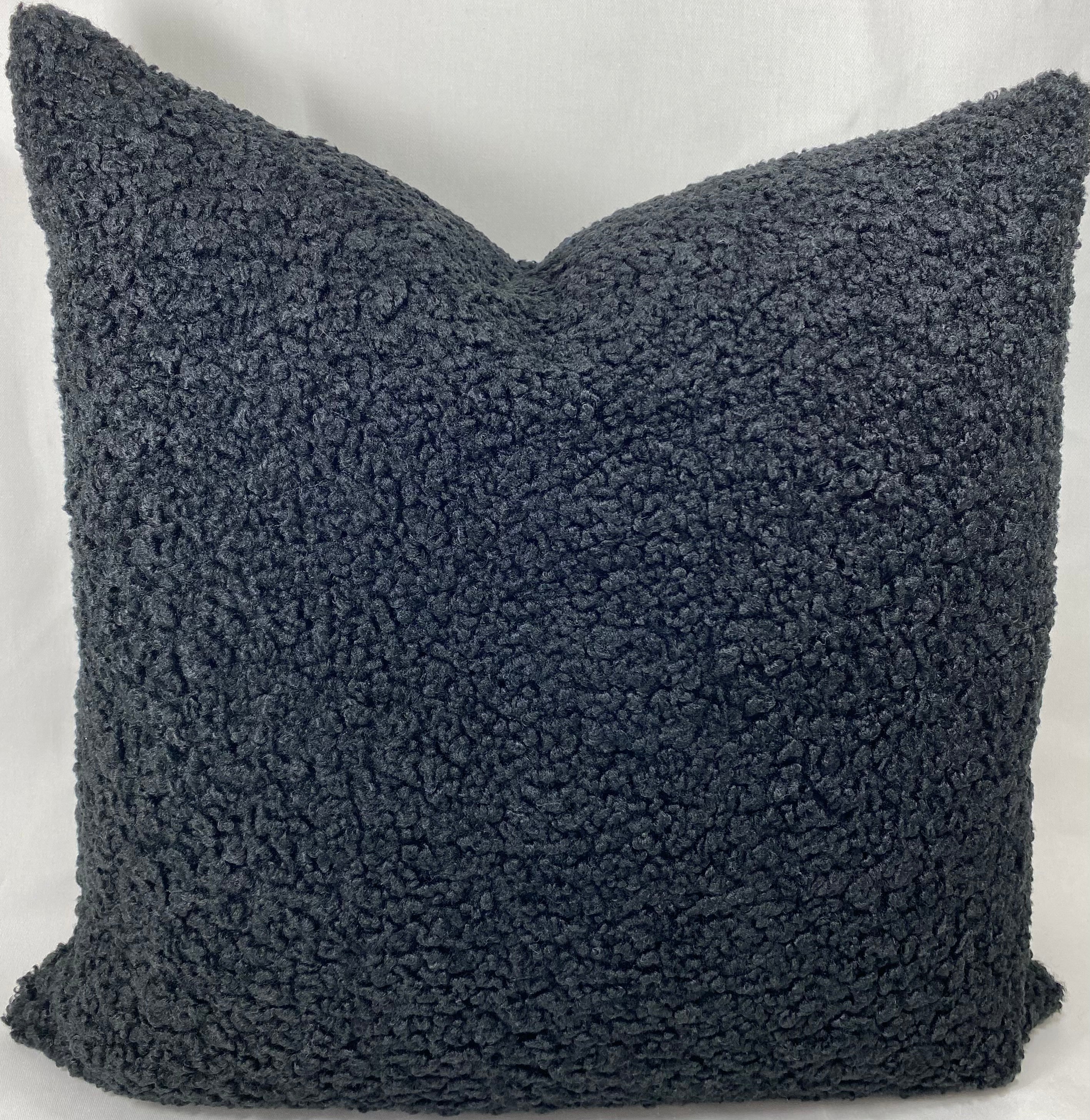 Luxury Pillow - 24" x 24"- Poodle Jet