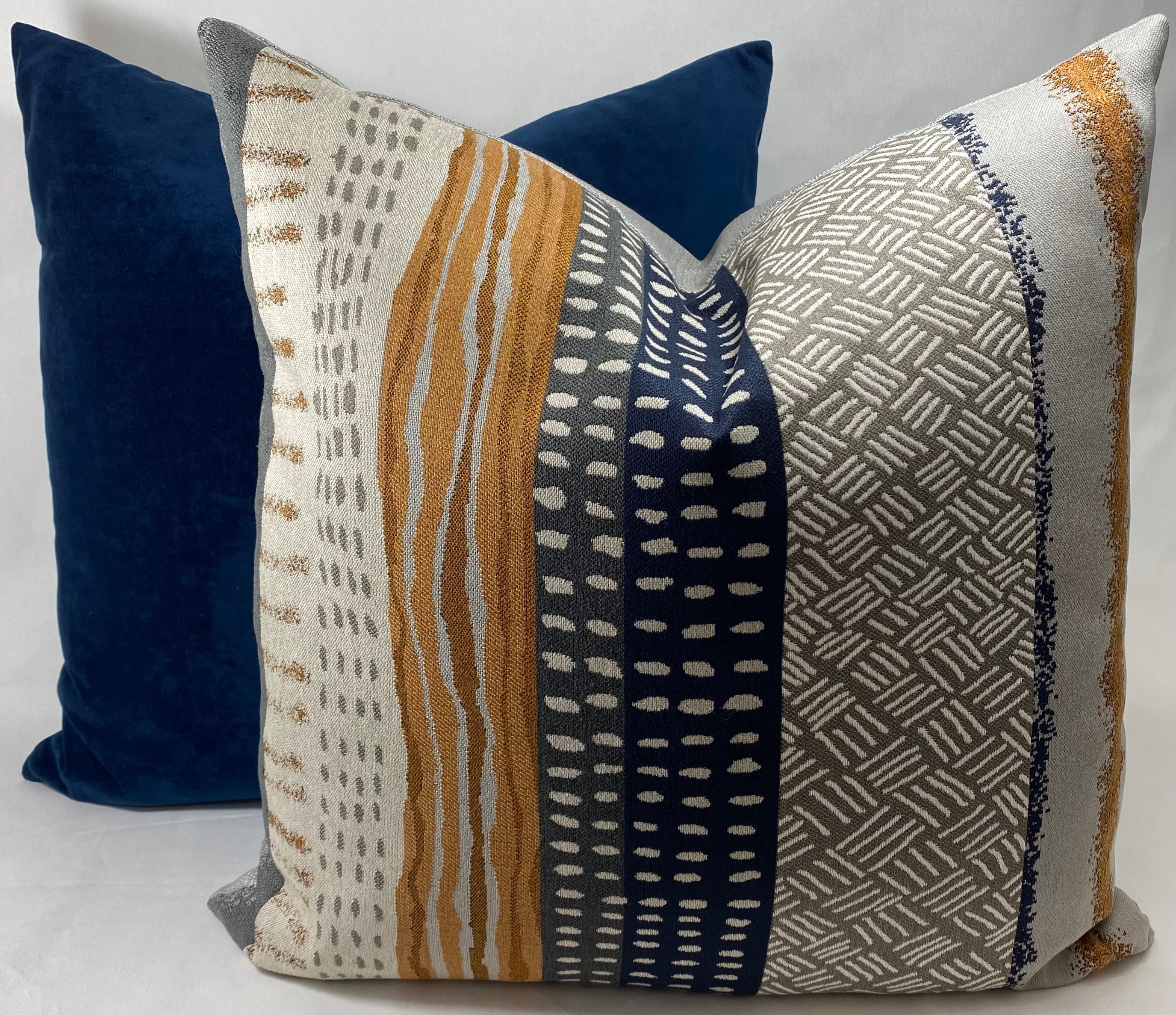 Luxury Pillow - 24" x 24" - Tracks