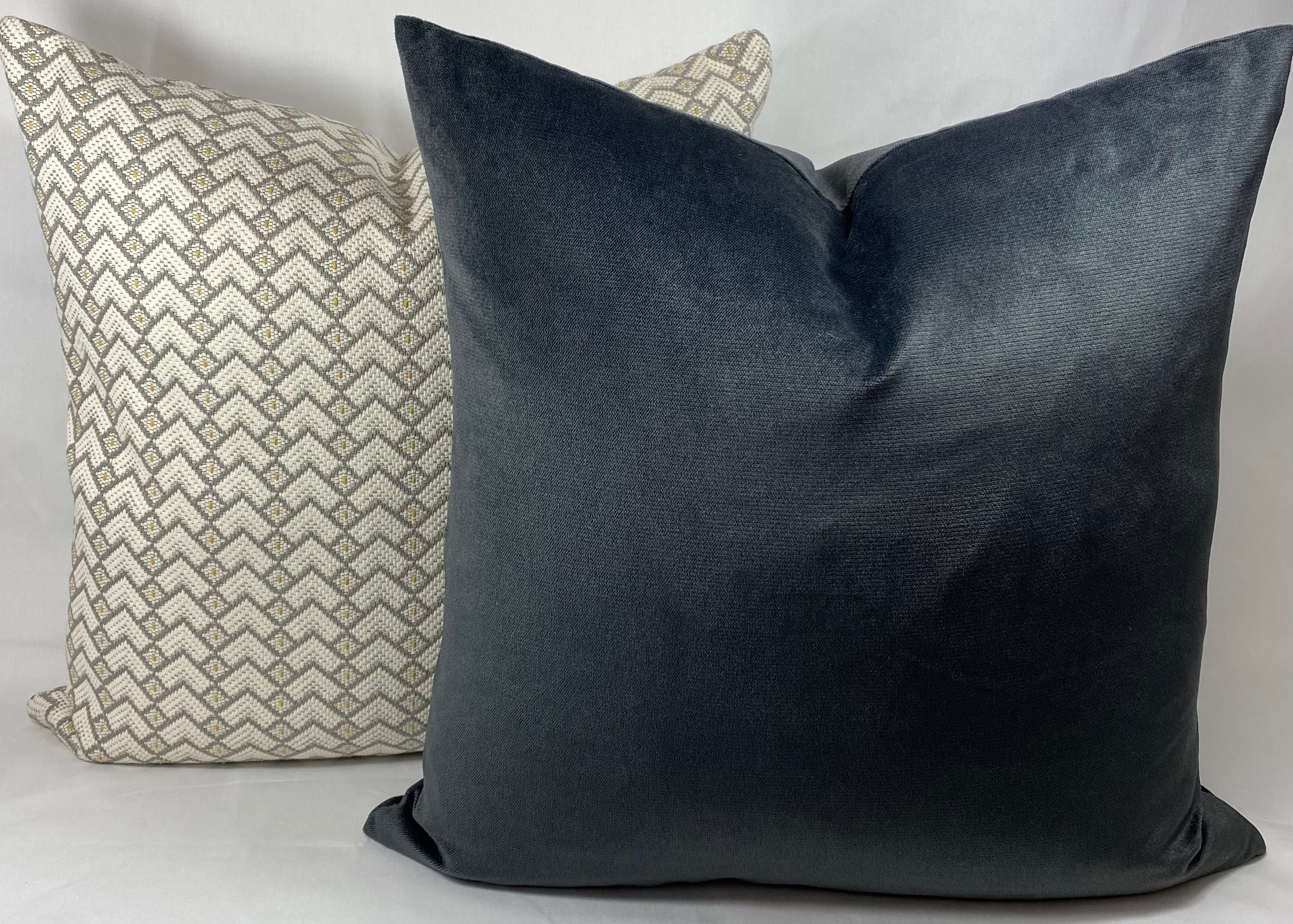 Luxury Pillow – 24" × 24" – Brookland Twine