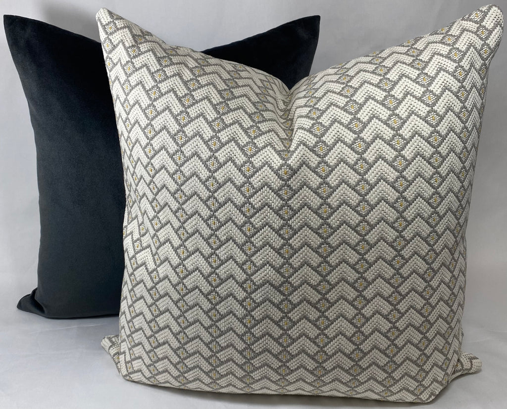 Luxury Pillow – 24" × 24" – Brookland Twine