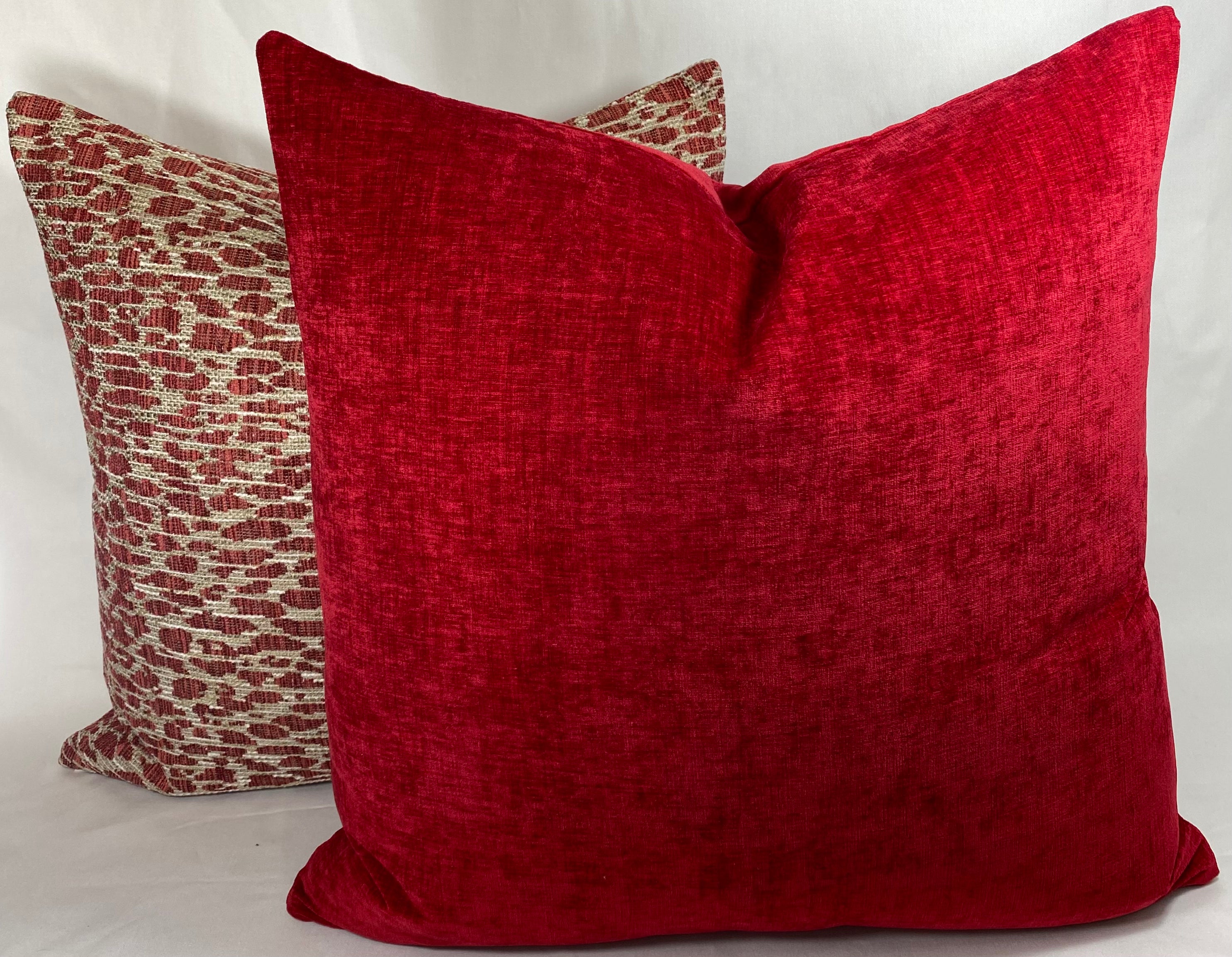 Luxury Pillow – 24" × 24" – Bright Red