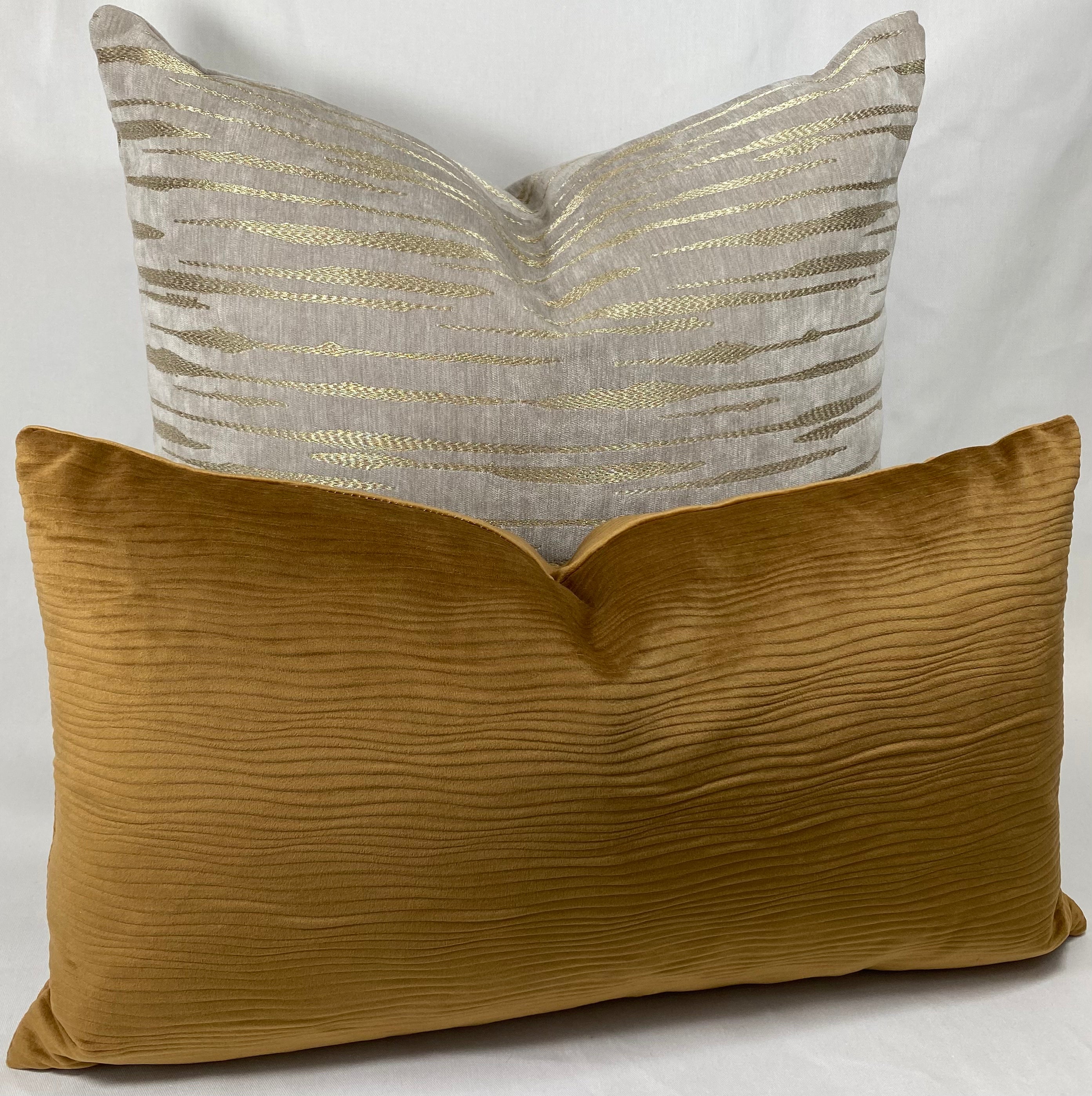 Luxury Pillow – 24" × 24" – Davos Fog