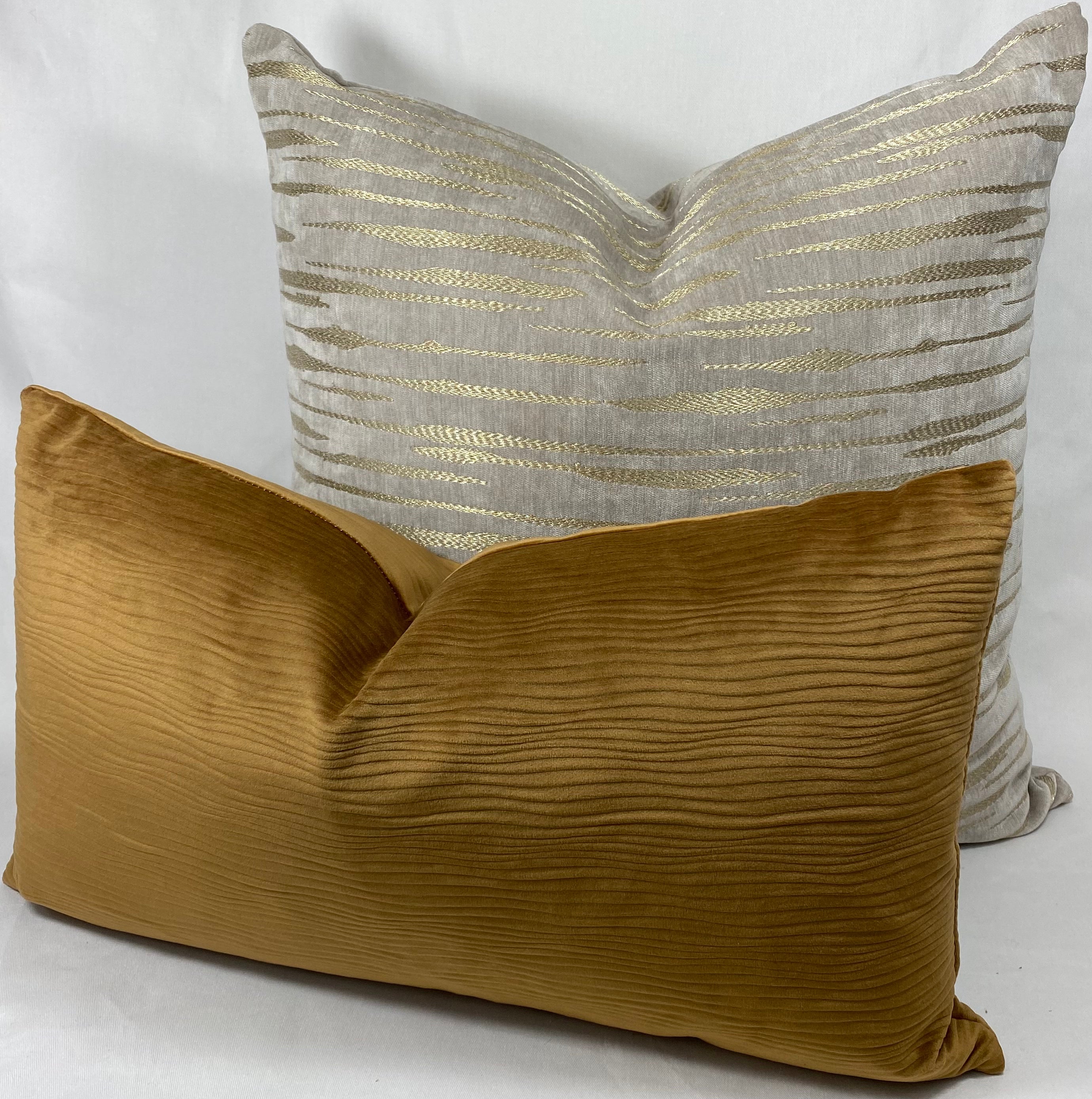 Luxury Pillow – 24" × 24" – Davos Fog