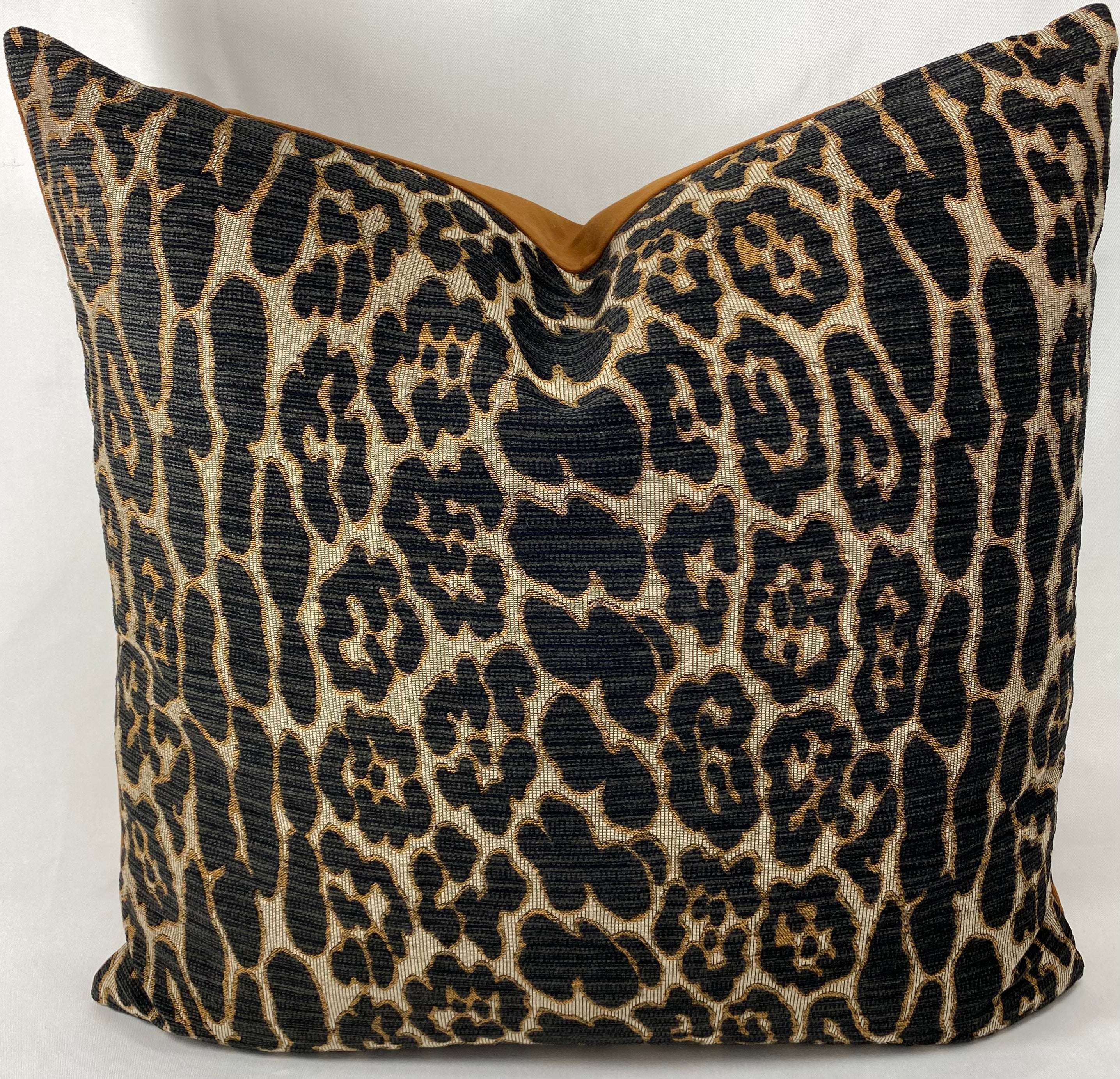 Luxury Pillow – 24" × 24" – Ellina Espresso