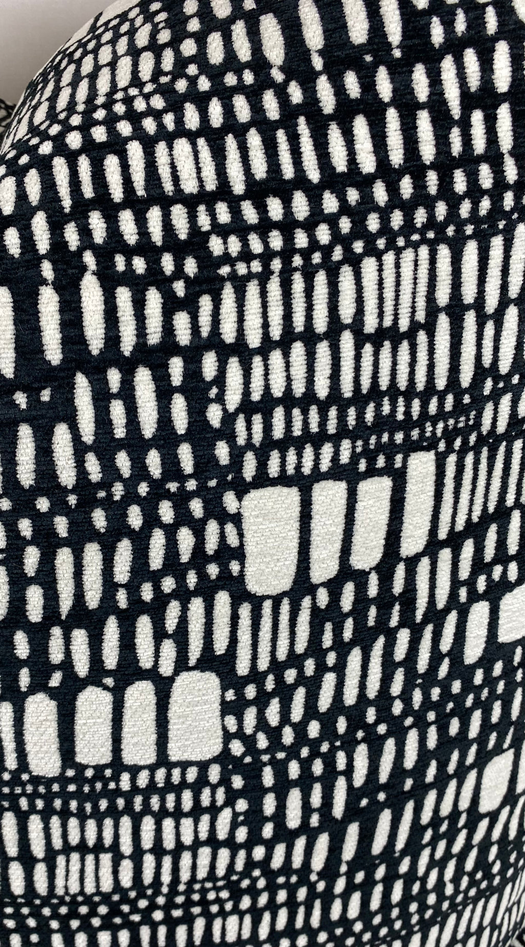 Luxury Pillow - 24" x 24" - Tesota Domino