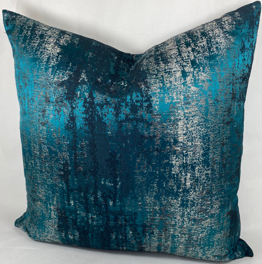 Luxury Pillow – 24" × 24" – Aurora Peacock