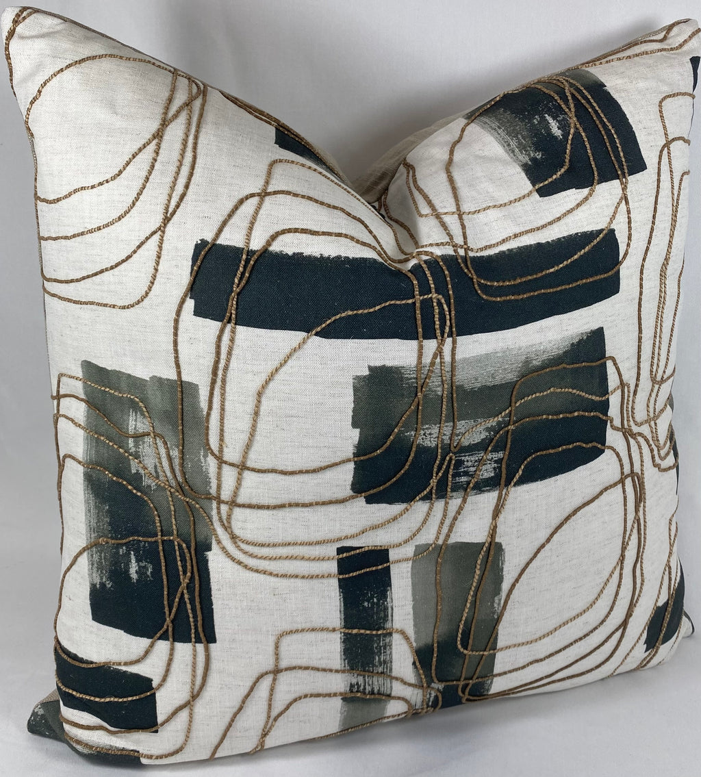 Luxury Pillow – 24" × 24" – Freeform Ink