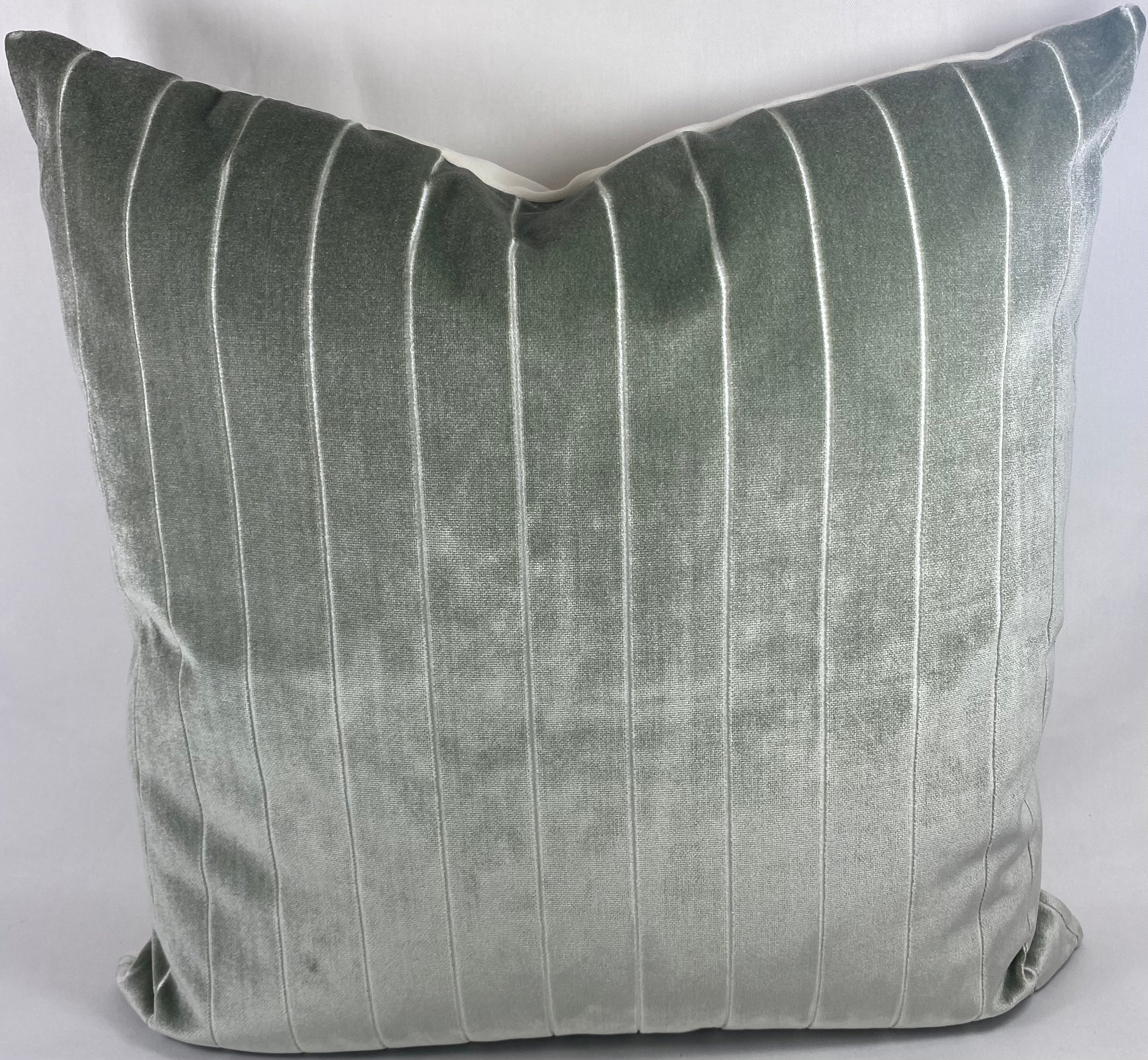 Bizete Sage – 24" × 24" Luxury Square Pillow