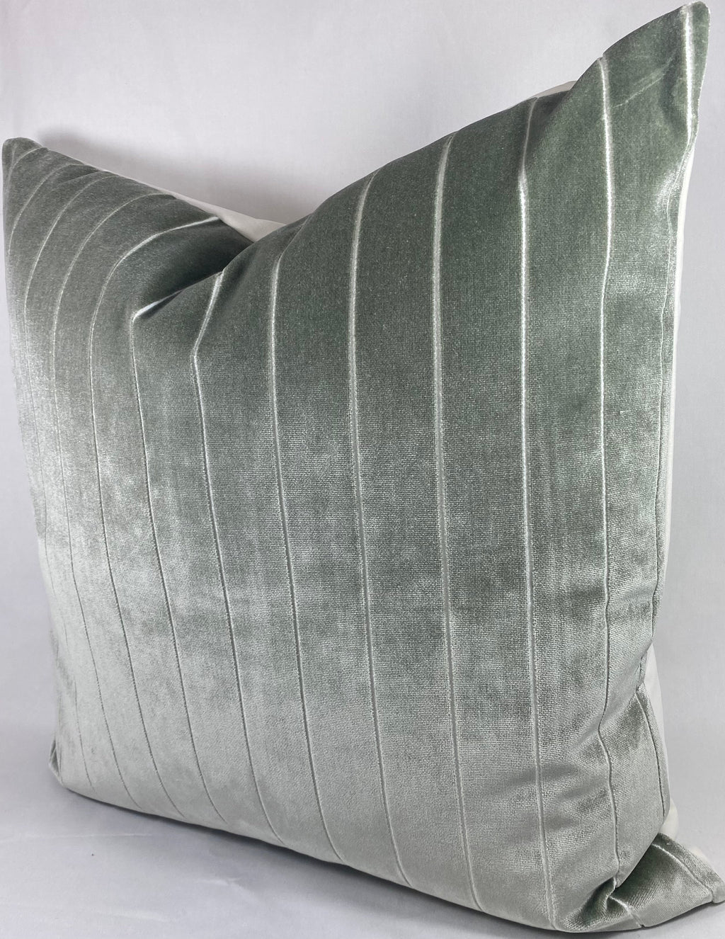Bizete Sage – 24" × 24" Luxury Square Pillow