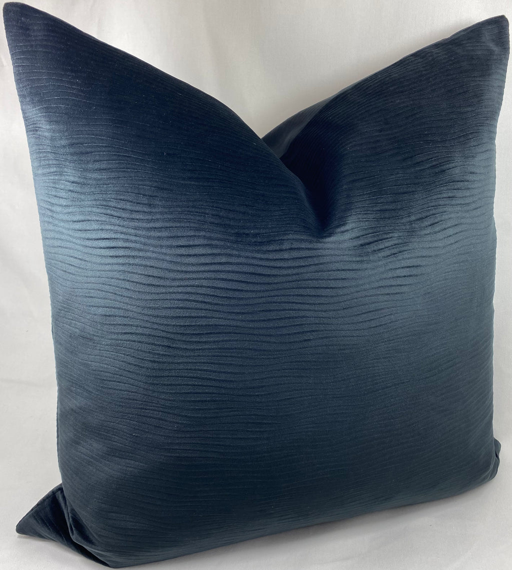 Luxury Pillow - 24” x 24” - Stream Black