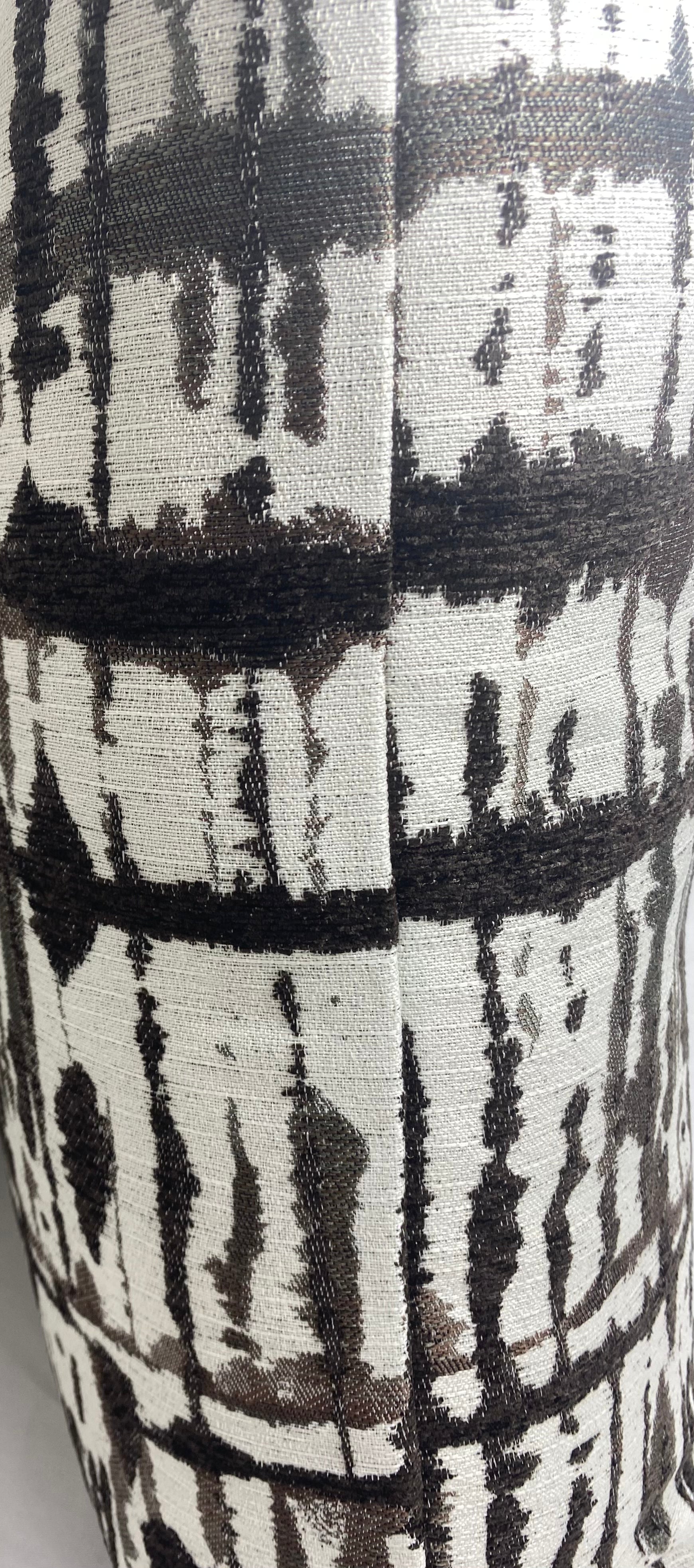 Luxury Pillow - 24" x 24" - Maddox Latte