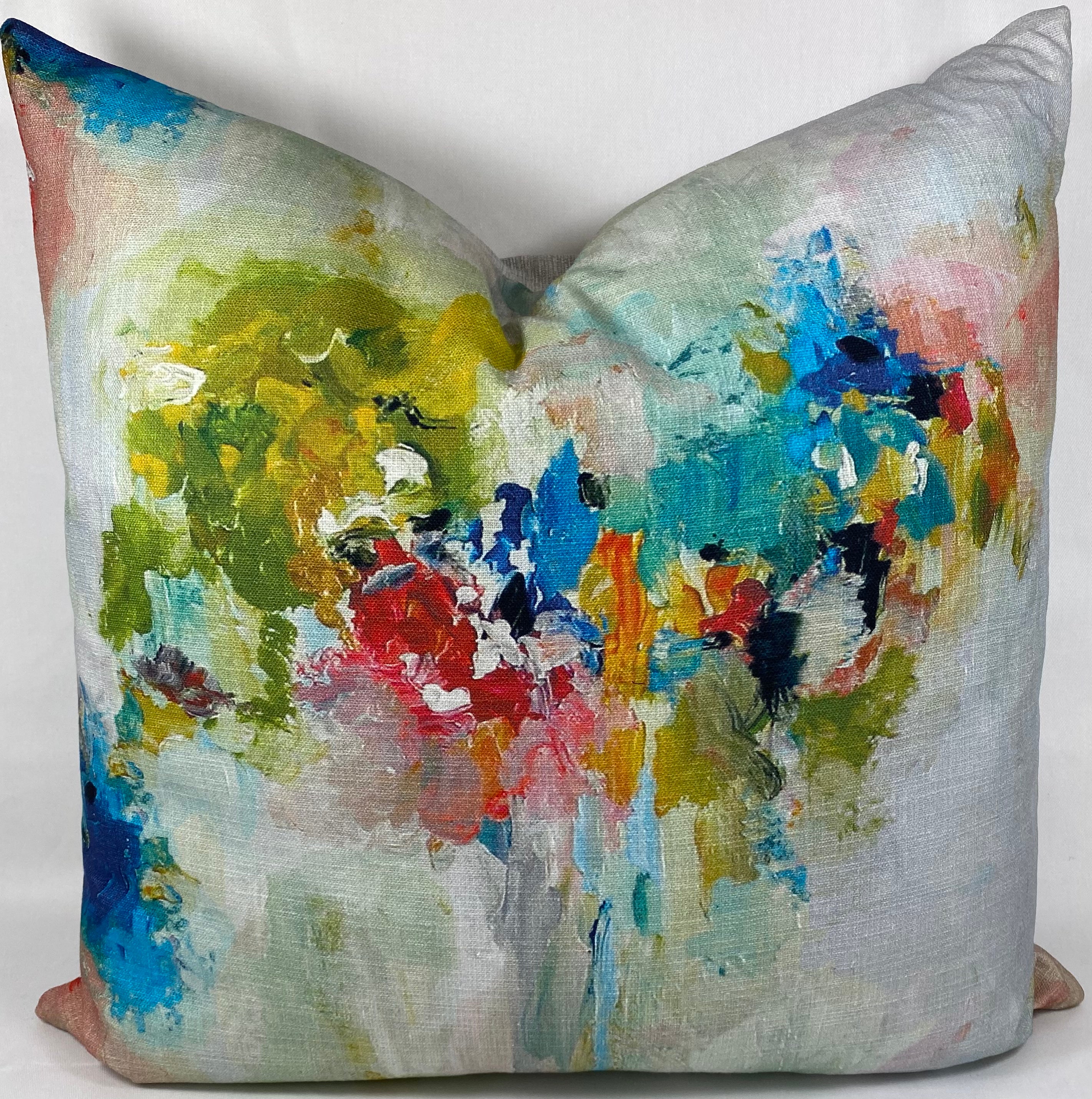 Luxury Pillow – 24" × 24" – Giverny