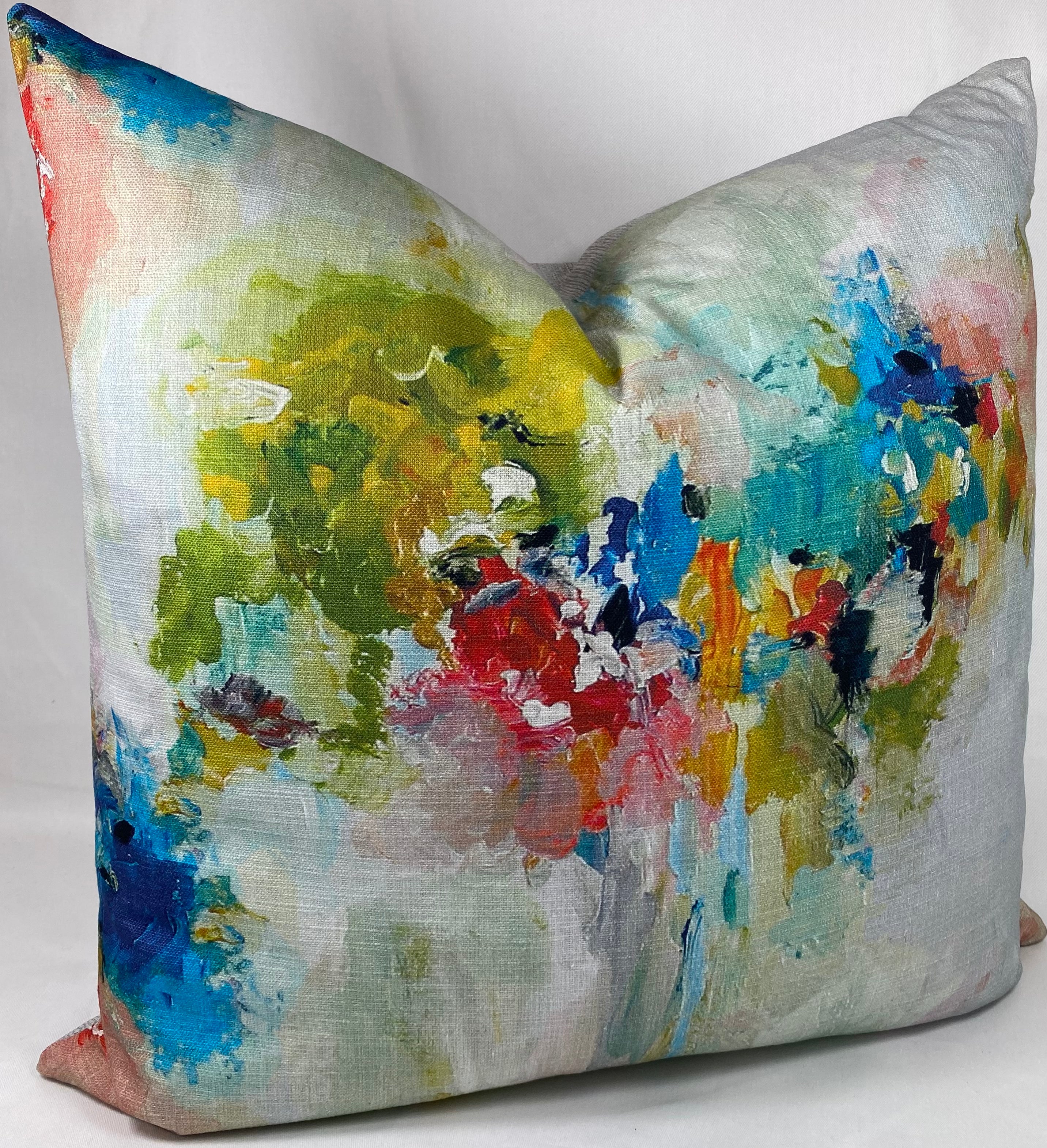 Luxury Pillow – 24" × 24" – Giverny