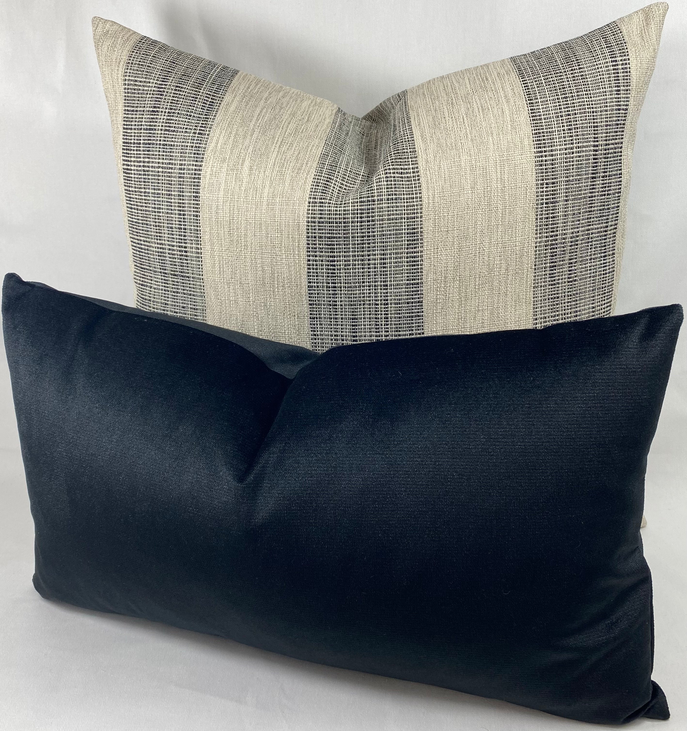 Luxury Pillow – 24" × 24" – Passage Onyx