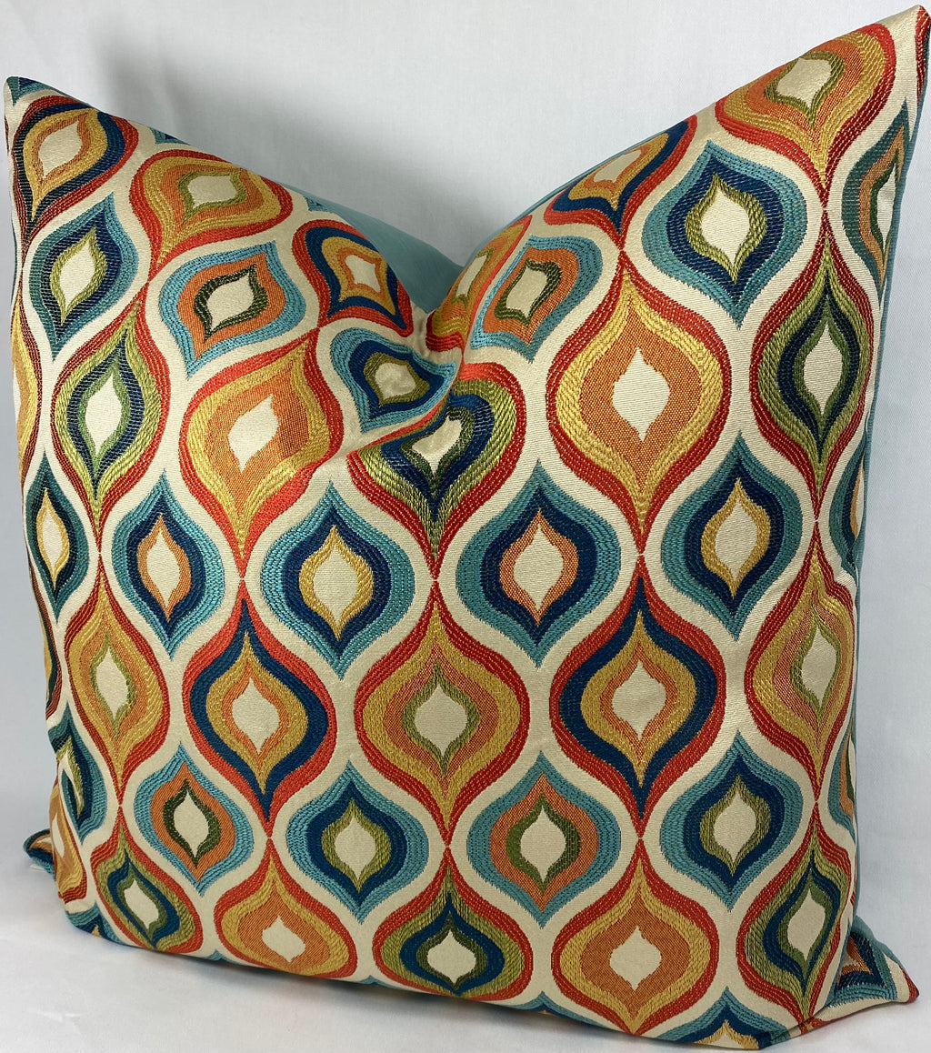 Luxury Pillow – 24" × 24" – Flicker