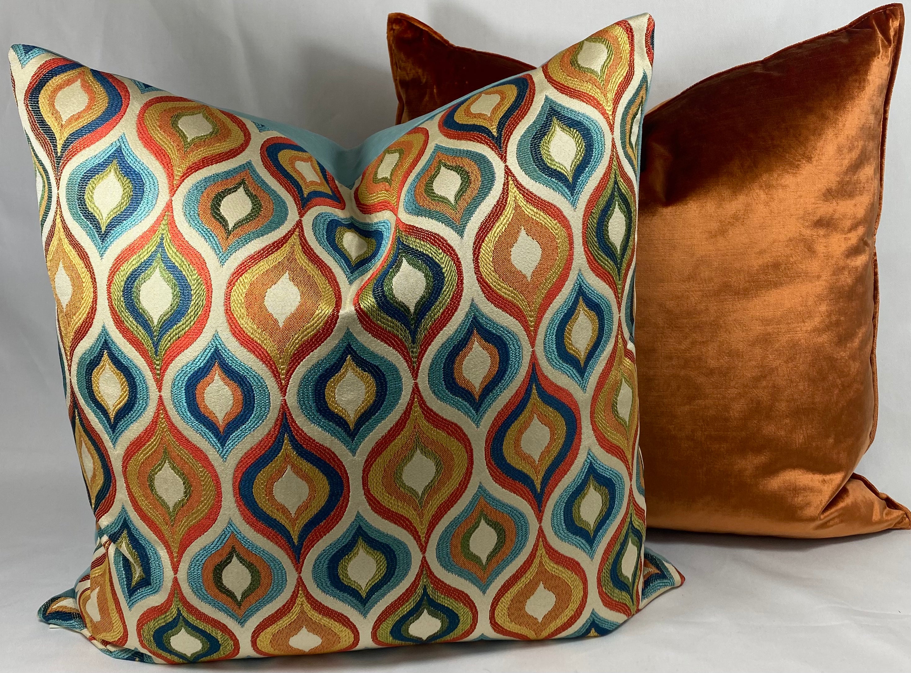 Luxury Pillow – 24" × 24" – Iridescence Double Front Orange