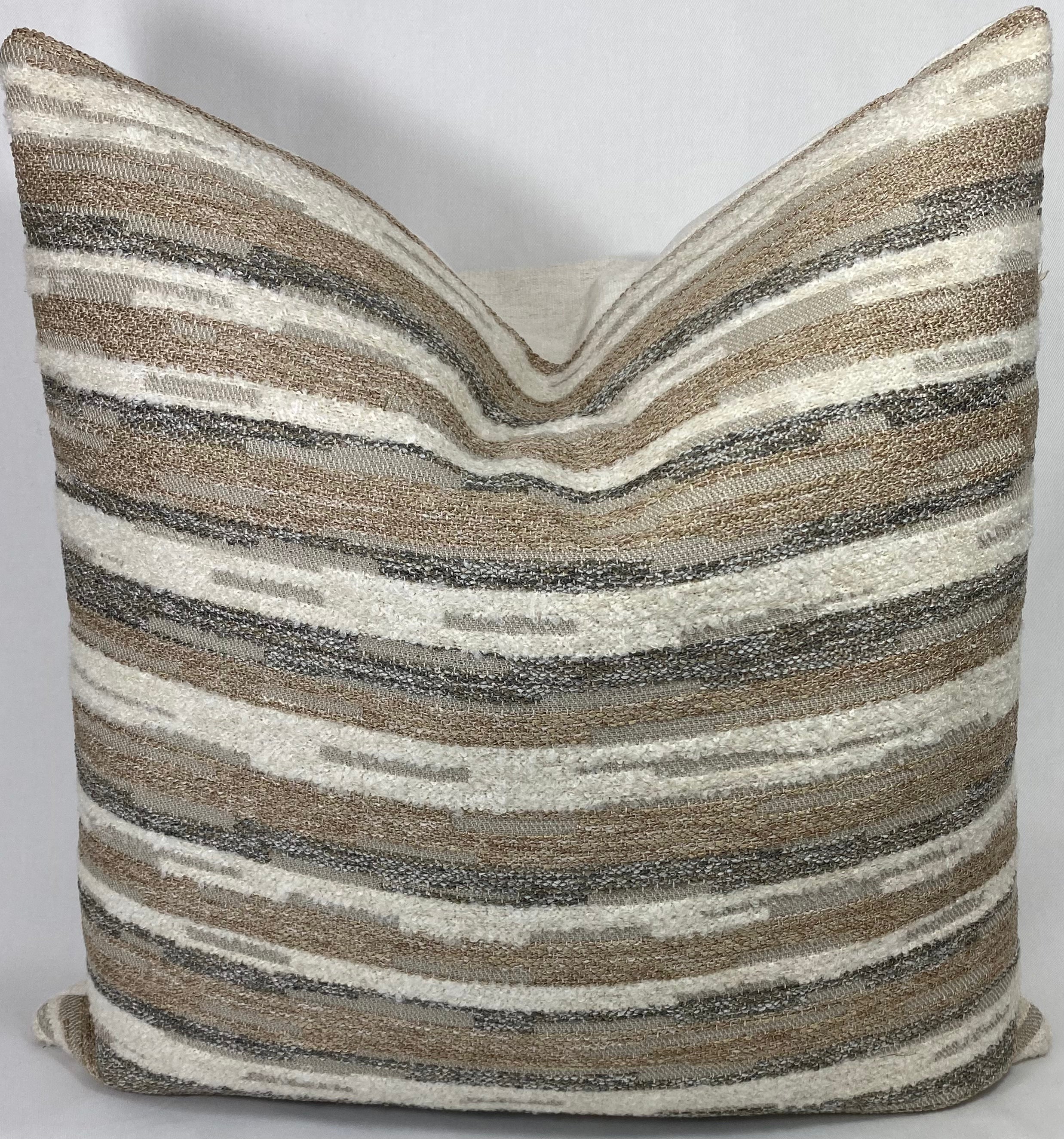 Luxury Pillow – 24" × 24" – Barrio