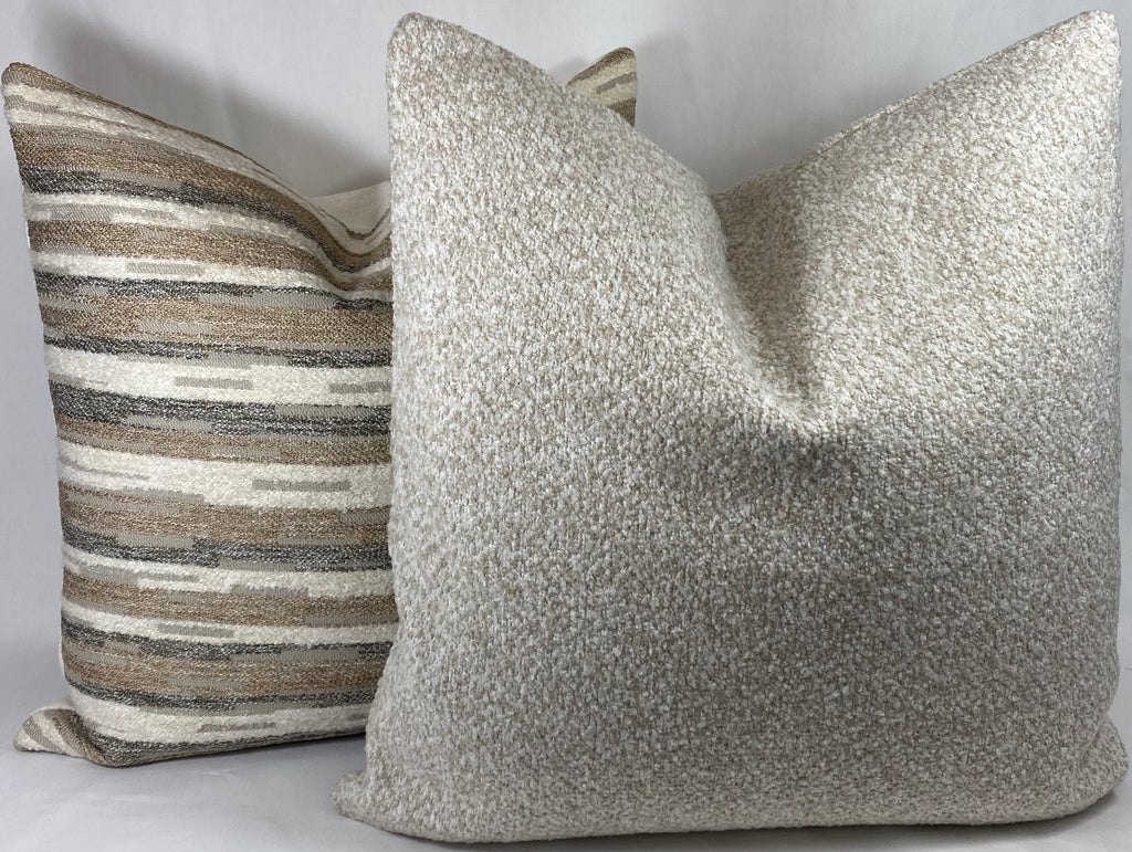 Luxury Pillow – 24" × 24" – Barrio