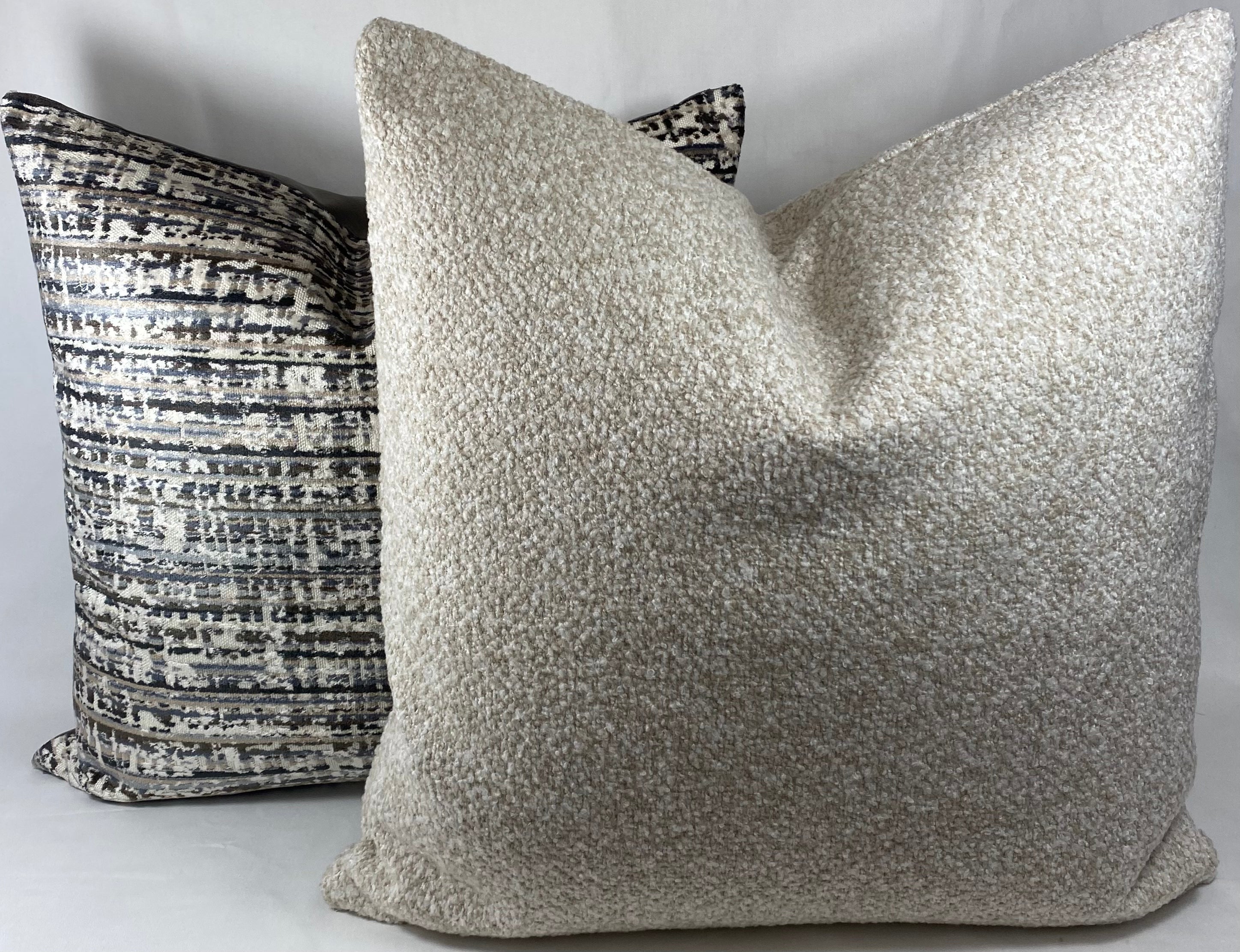 Luxury Pillow – 24" × 24" – Dynamix Graphite