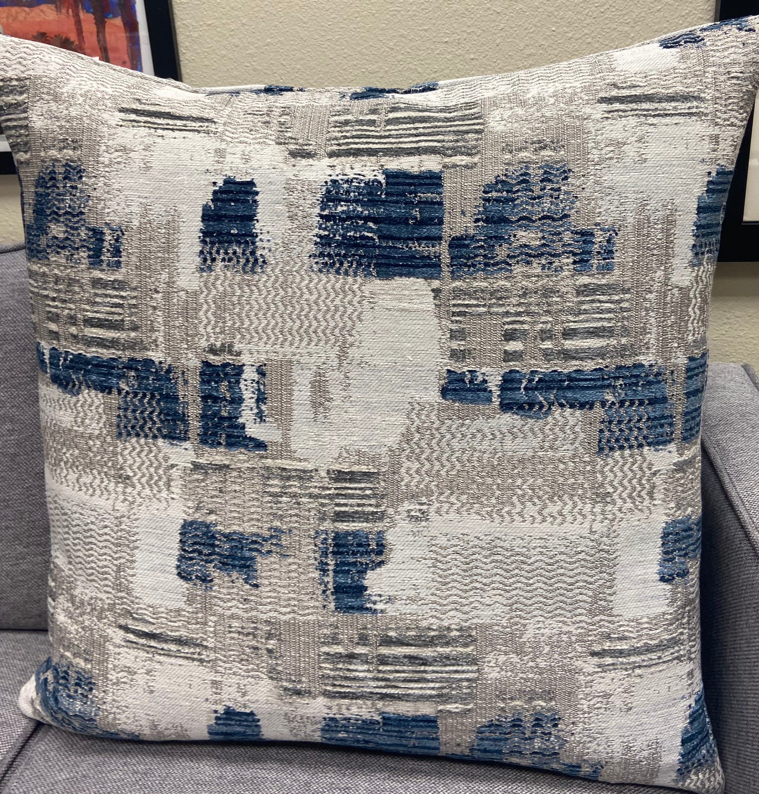 Luxury Pillow - 24" x 24"- Cloudsteel