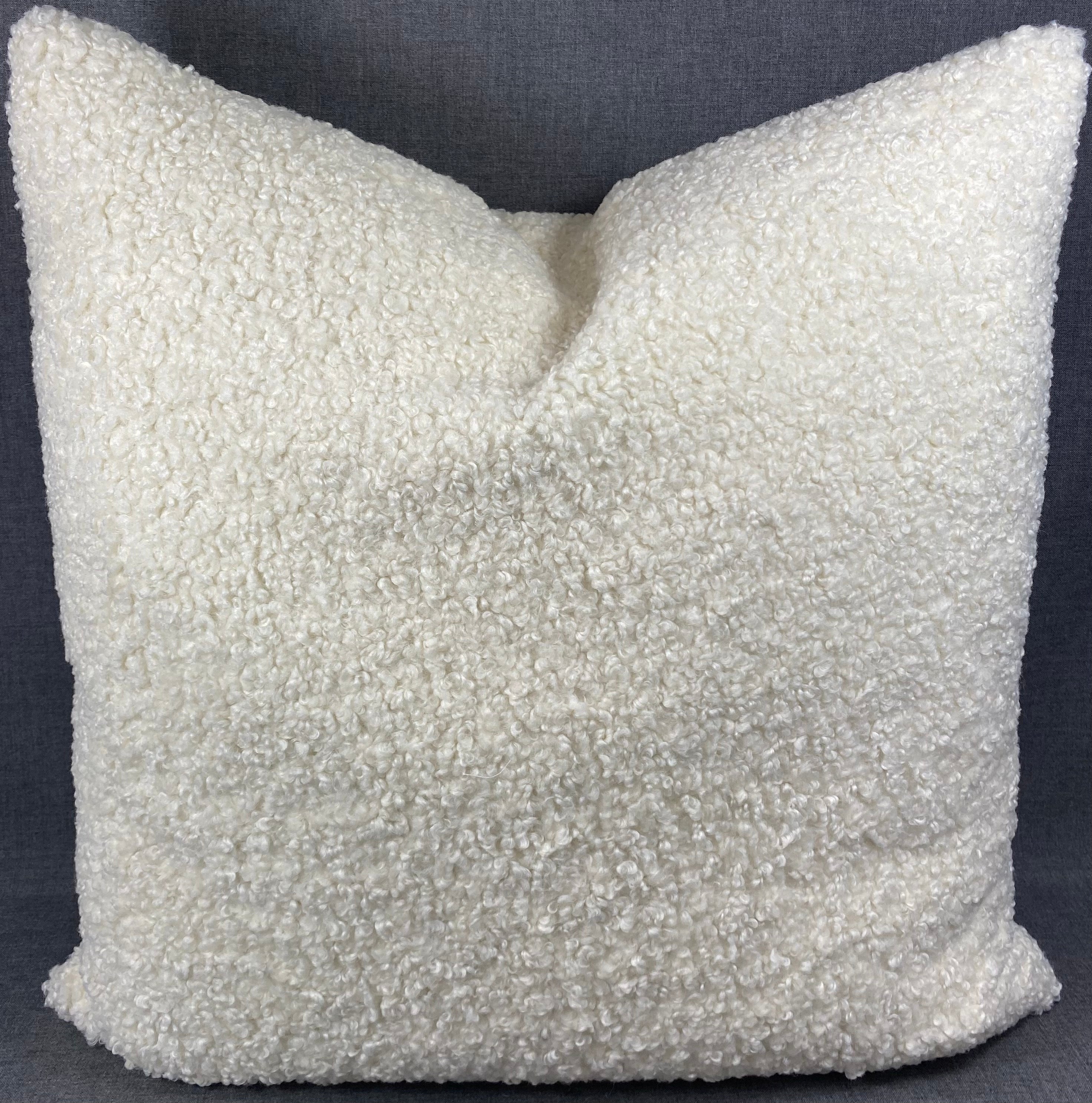 Luxury Pillow -  24" x 24" -  Poodle Ivory