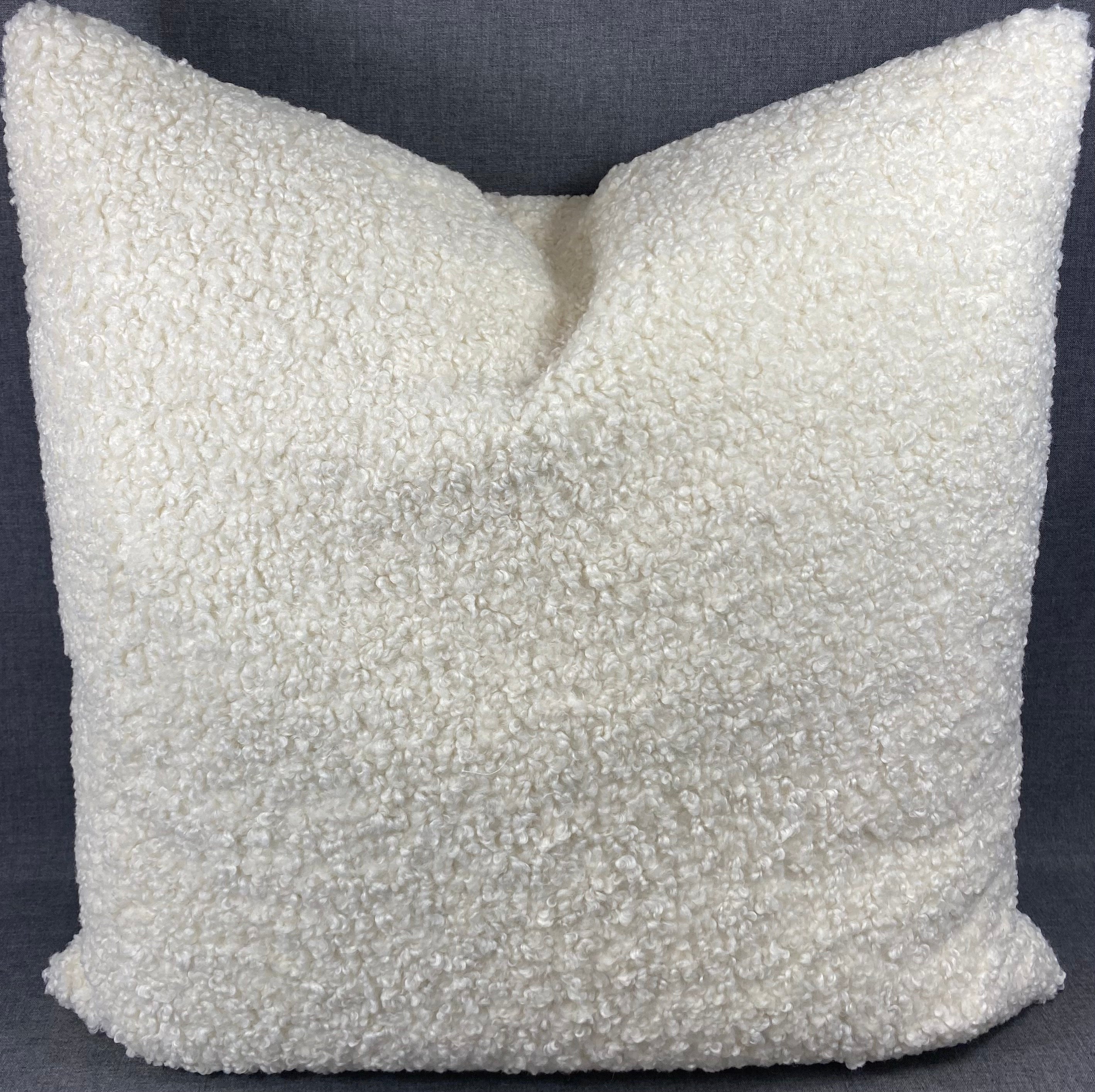 Luxury Pillow -  24" x 24" -  Poodle Ivory